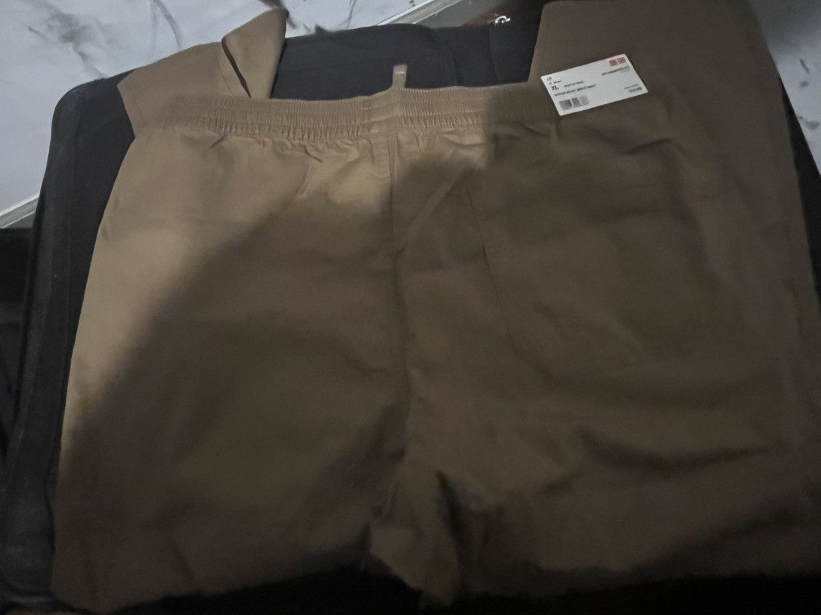 Uniqlo Uniqlo pants Two pairs Size US 36 / EU 52 - 2 Thumbnail