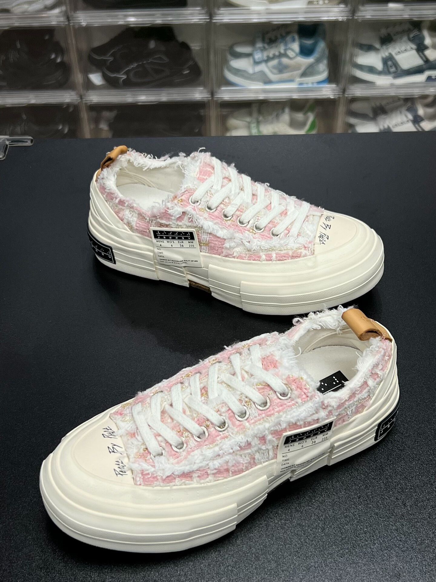 Yohji Yamamoto Yohji Yamamoto Pink Lowtop Sneakers us_6 Women Size US 6 / IT 36 - 1 Thumbnail
