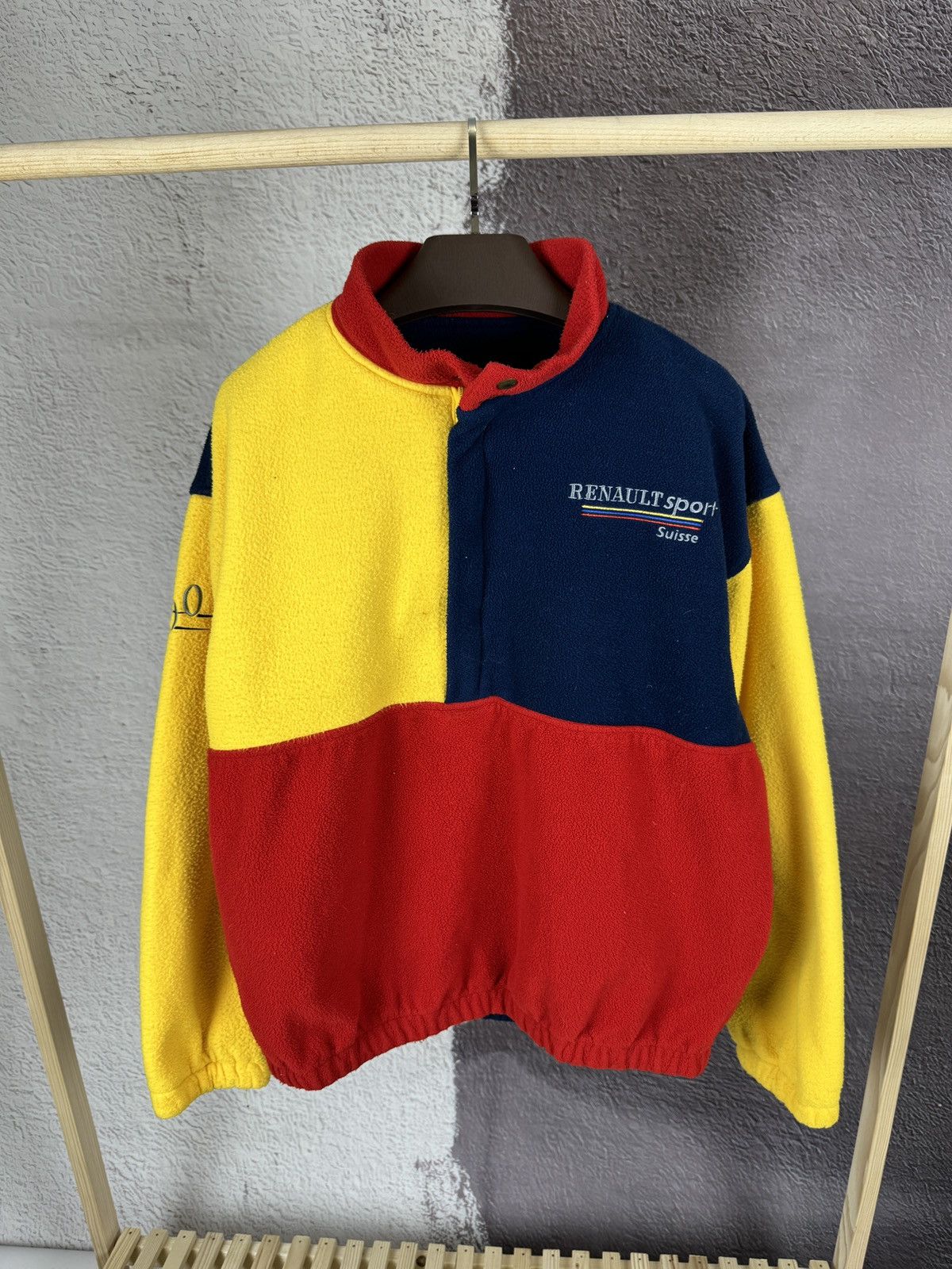 Formula 1 Stand 21 vintage Renault Sport Suisse racing snap T fleece Size US XL / EU 56 / 4 - 1 Thumbnail