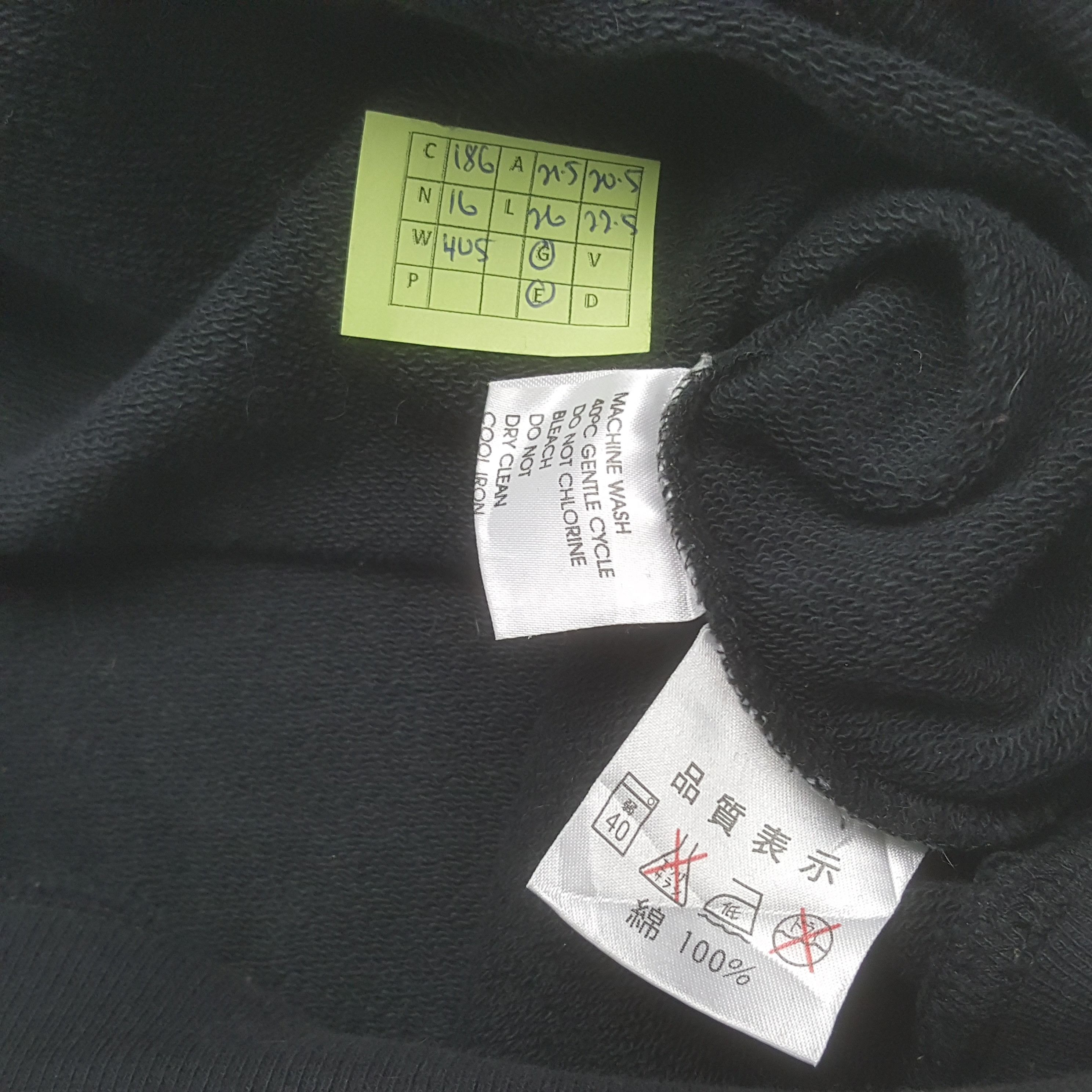Yves Saint Laurent Vintage Yves Saint Laurent Center Embroidery Logo Sweatshirt Size US M / EU 48-50 / 2 - 8 Thumbnail