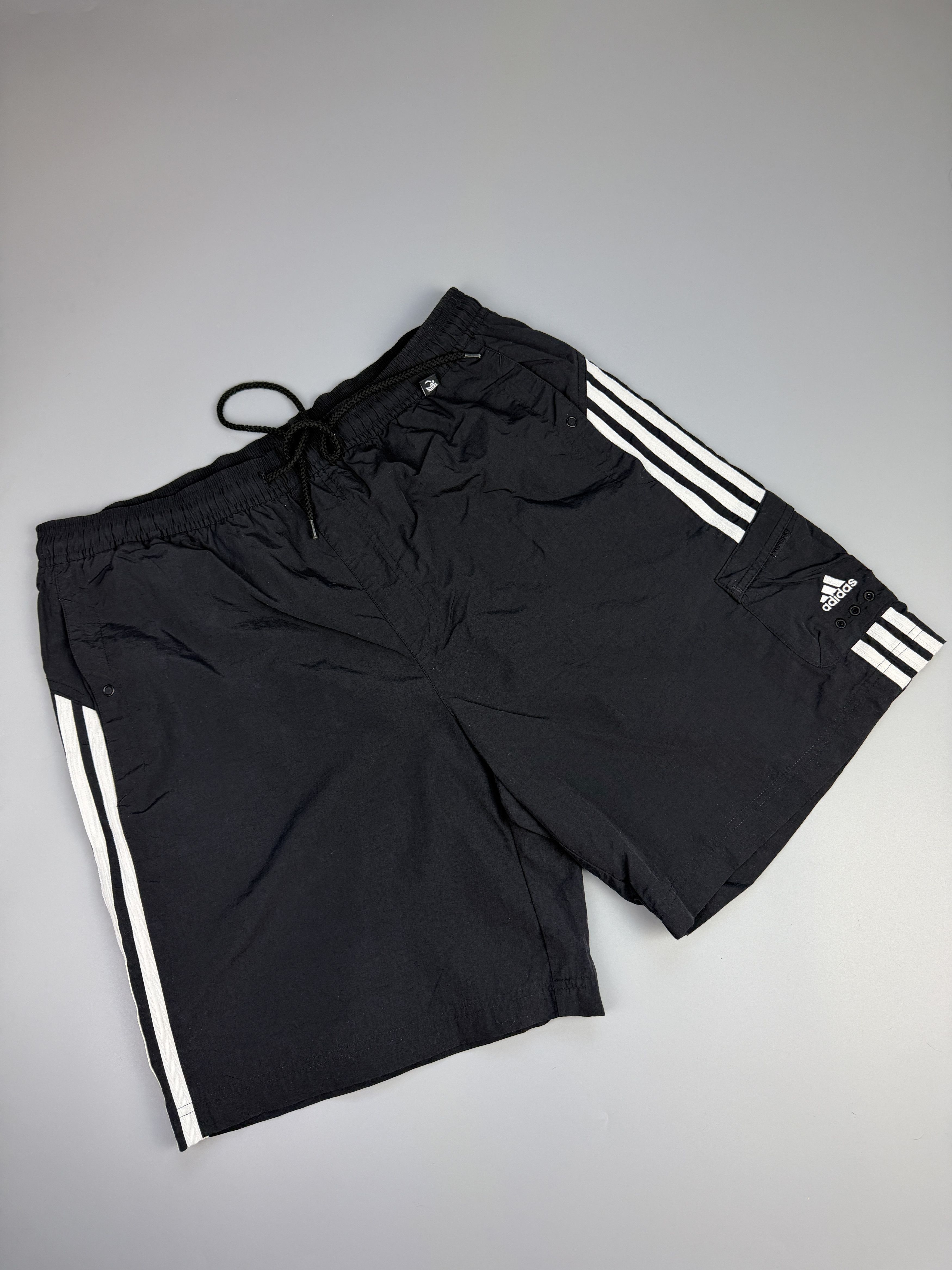 Adidas adidas perfomance gotic black white shorts Size US 34 / EU 50 - 1 Thumbnail