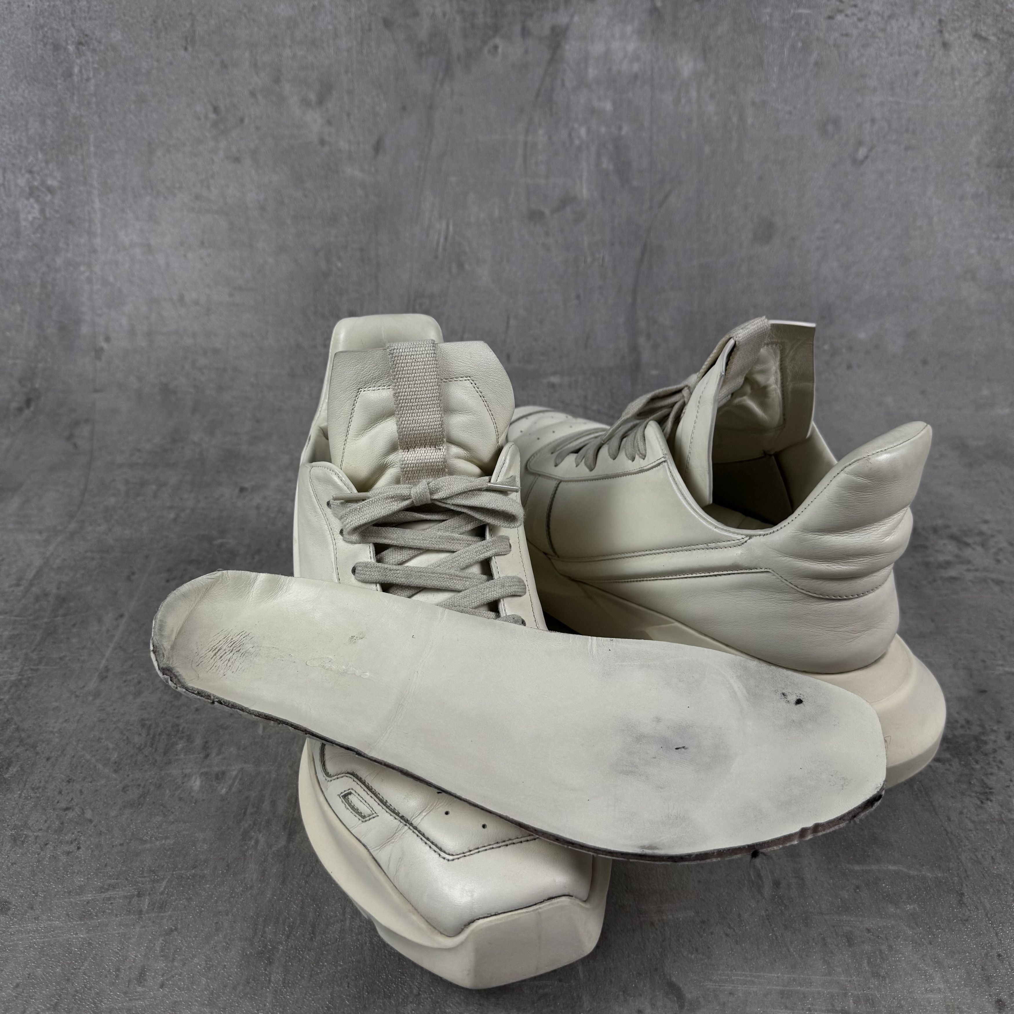 Rick Owens RICK OWENS Geth Runner Sneakers in White Size EU42 Size US 9 / EU 42 - 15 Thumbnail