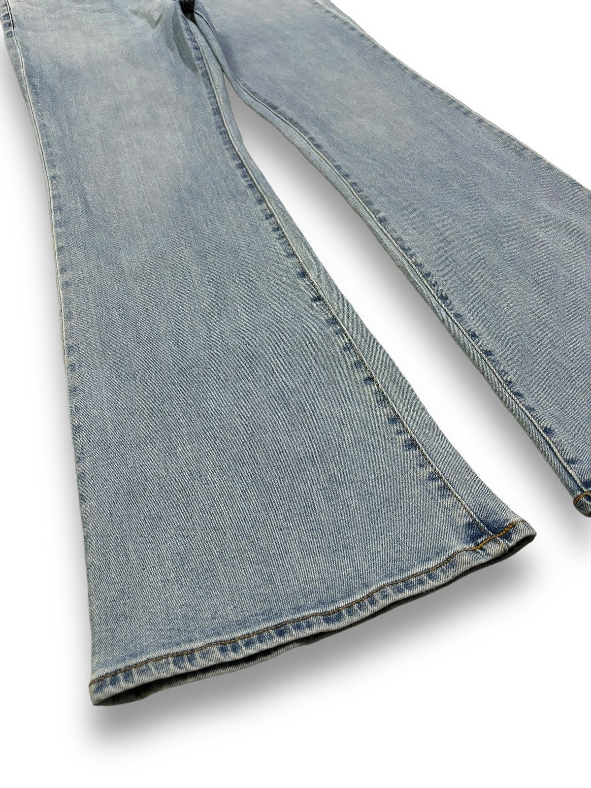 GU × Undercover Japanese Brand GU Blue Washed Flare Bell Bottom Jeans Size US 28 / EU 44 - 8 Thumbnail