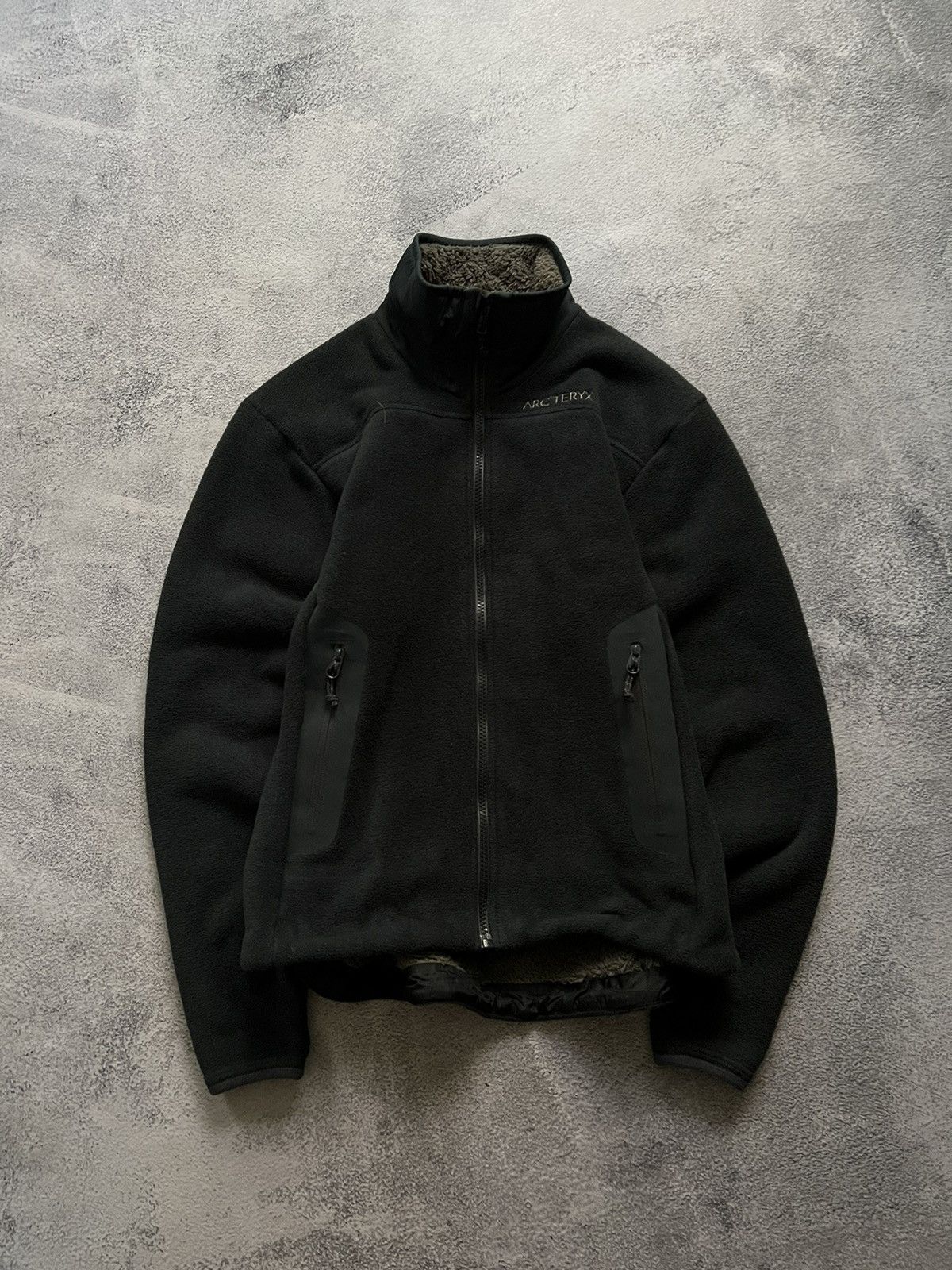 image of Arcteryx x Outdoor Life Vintage Y2K Arc’Teryx Fleece Zip Jacket Polartec 00’S in Black (Size XS)