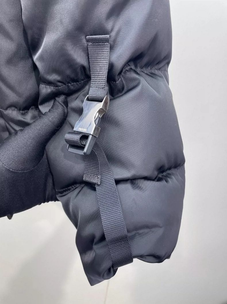 Prada Prada 22 autumn and winter functional silhouette down jacke Size M / US 6-8 / IT 42-44 - 4 Thumbnail