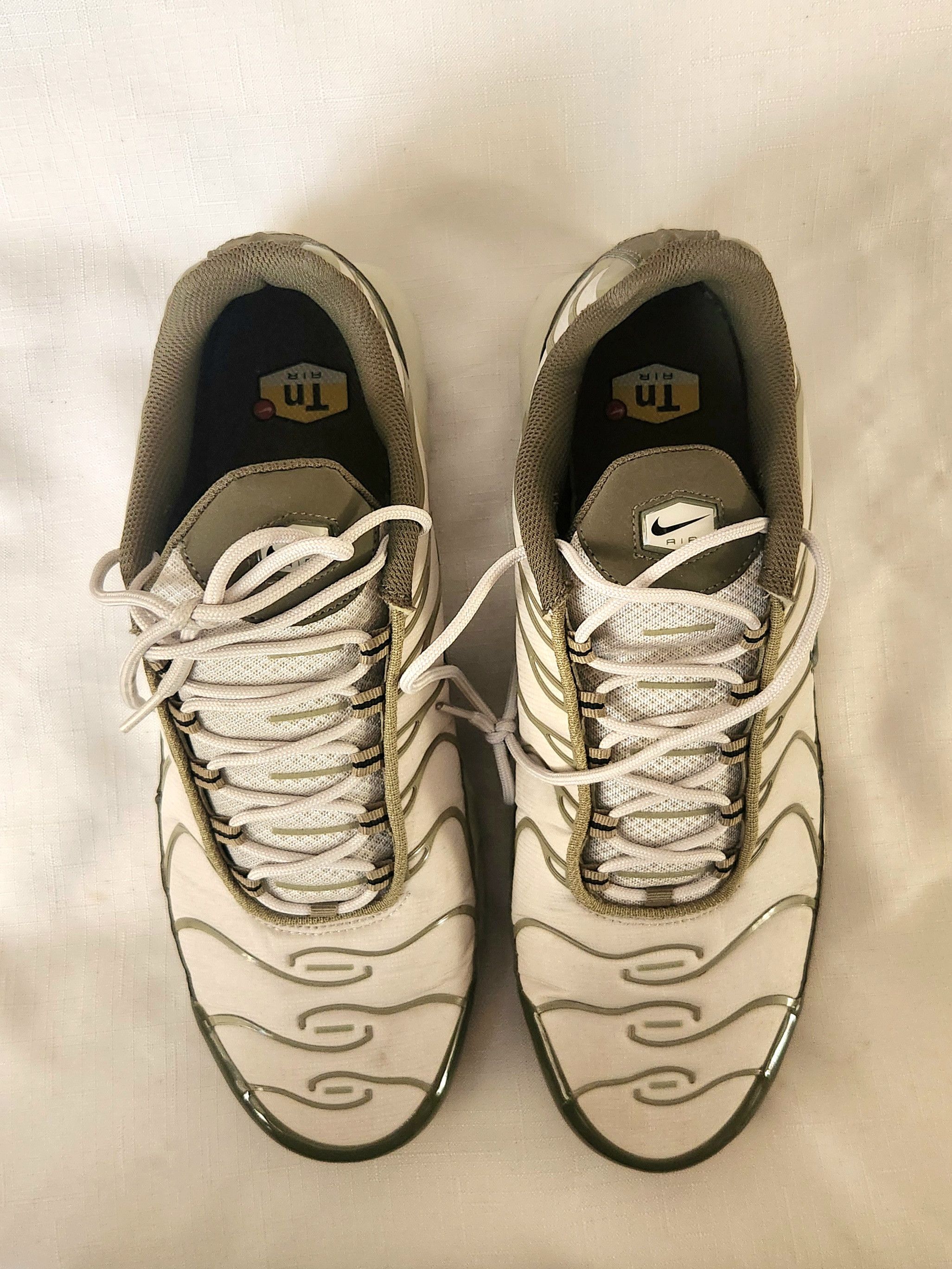 Nike Nike Air Max Plus 'Light Bone Medium Neutral (FB9722-002) Size US 12 / EU 45 - 11 Thumbnail