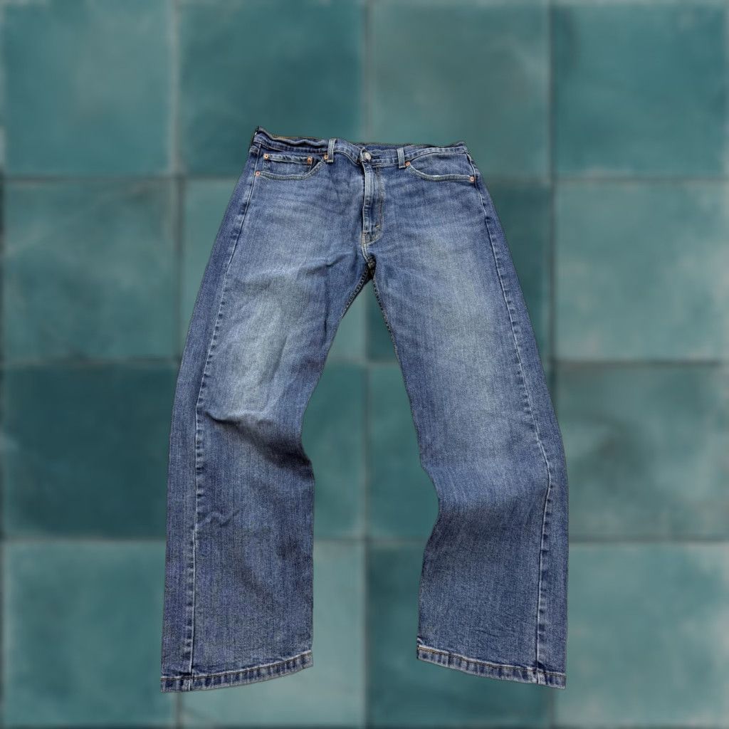Levi's Levi's 505 Jeans Mens 38x30 Blue Denim Straight Leg Stretch Zip Fly Medium Wash Jeans Mens 38x30 Blue Denim Straight Leg Stretch Zip Fly Medium Wash Size US 38 / EU 54 - 1 Thumbnail