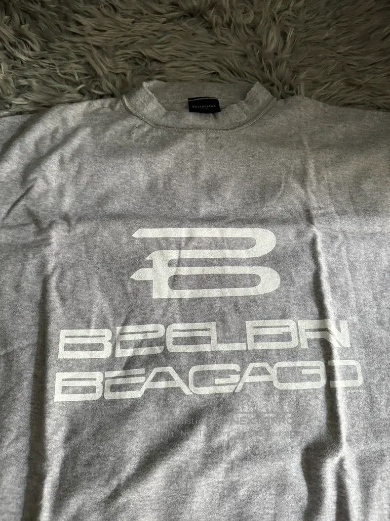 Balenciaga Balenciaga Gray letter logo short-sleeve Size US S / EU 44-46 / 1 - 2 Thumbnail