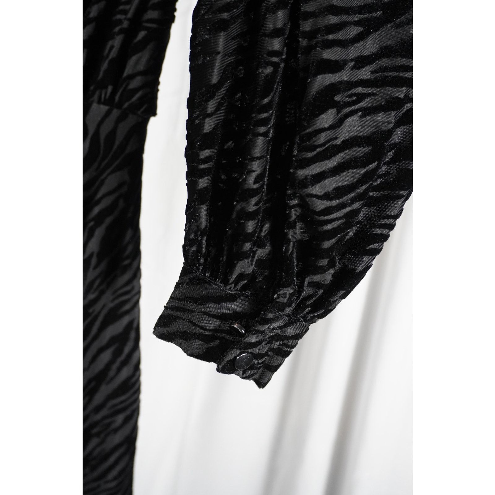 Ramy Brook Ramy Brook Kalani Black Zebra Velvet Burnout Mini Dress Size XXS / US 00 / IT 34 - 5 Thumbnail
