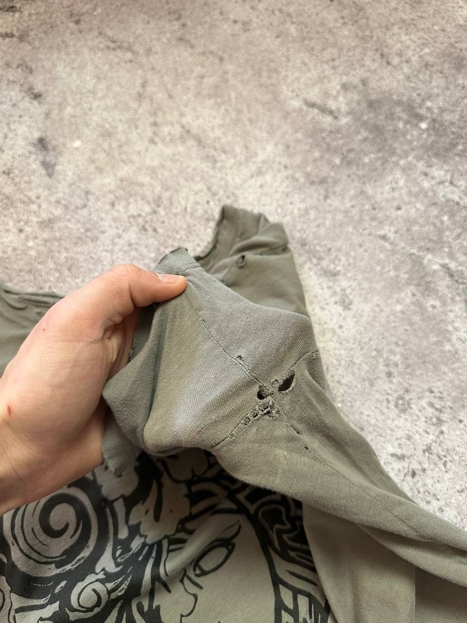 Versace Versace Gray Logo T-Shirt Distressed Size US M / EU 48-50 / 2 - 10 Thumbnail