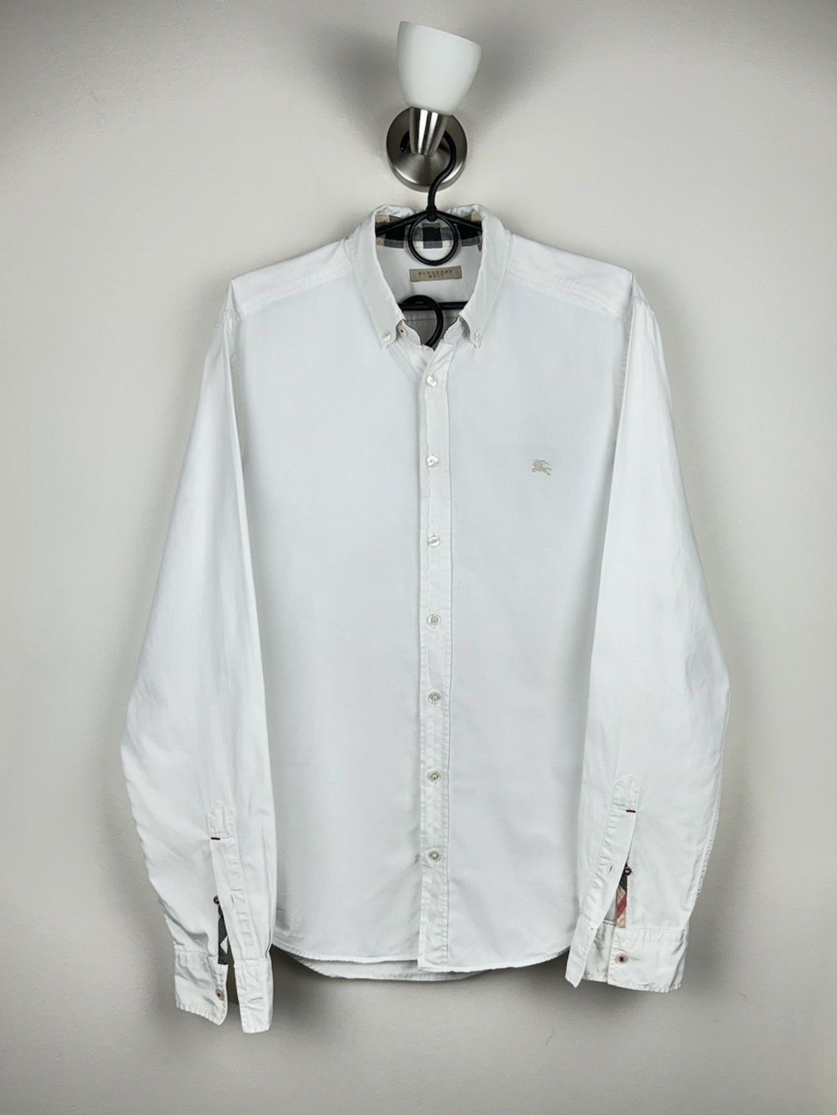 Classic white shirt Burberry original luxury old money item