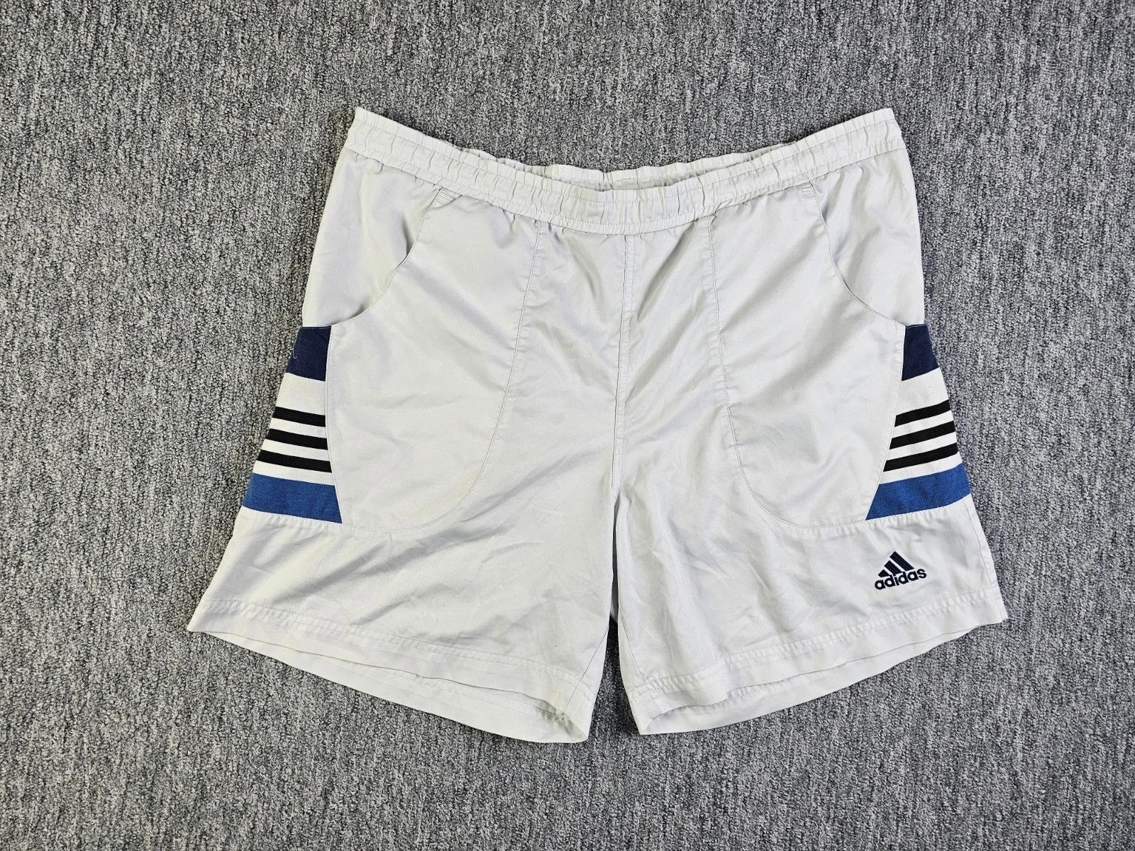 Adidas Adidas Vintage 90s Nylon Athletic Shorts Gray 3 Stripe XL Size US 39 - 4 Thumbnail