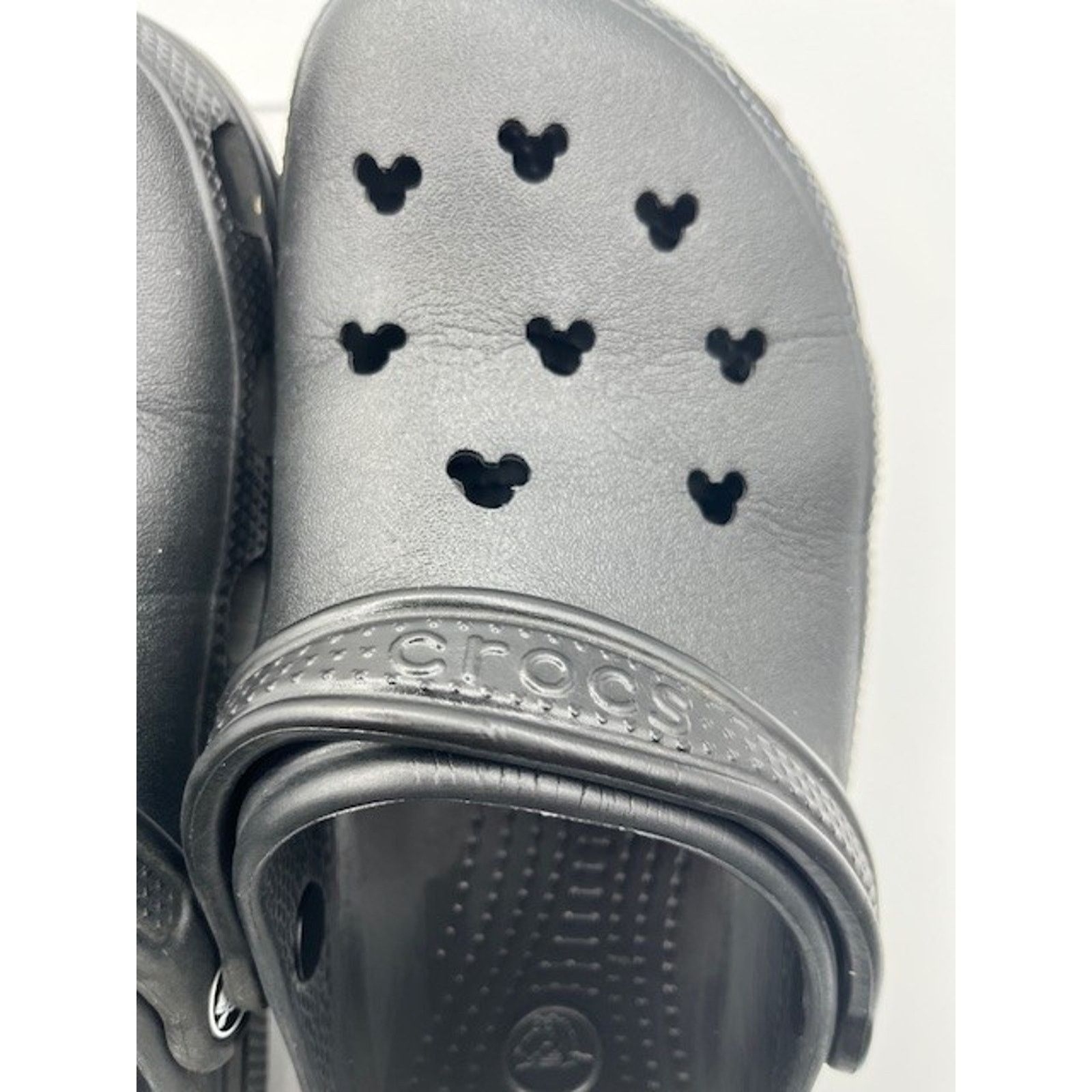 Crocs Disney Disneyland Mickey Mouse Black Plaid Crocs Classic Size US 7 / EU 40 - 8 Thumbnail