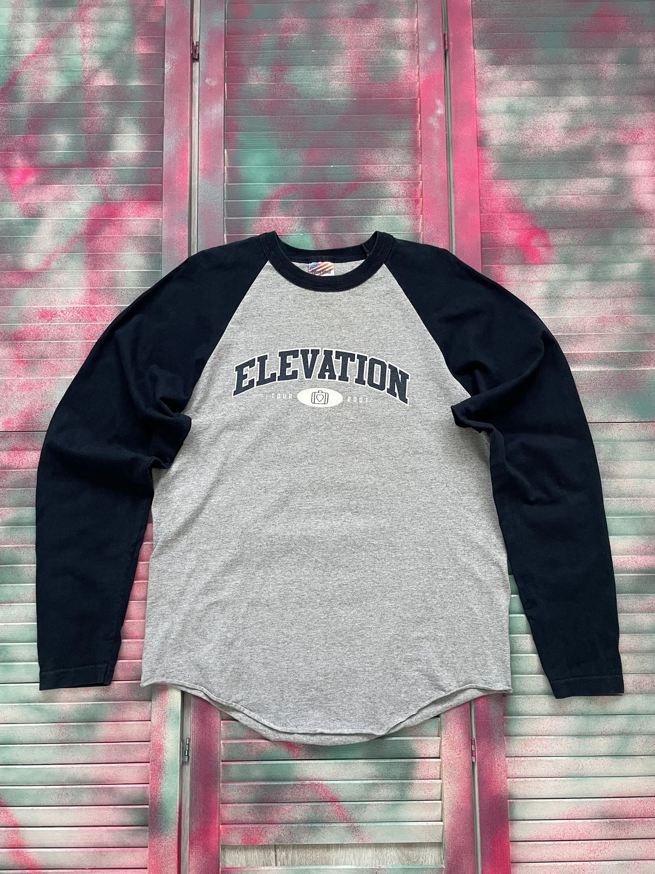 Band Tees Vintage U2 Elevation Tour 2001 Concert Long Sleeve Size US M / EU 48-50 / 2 - 1 Thumbnail
