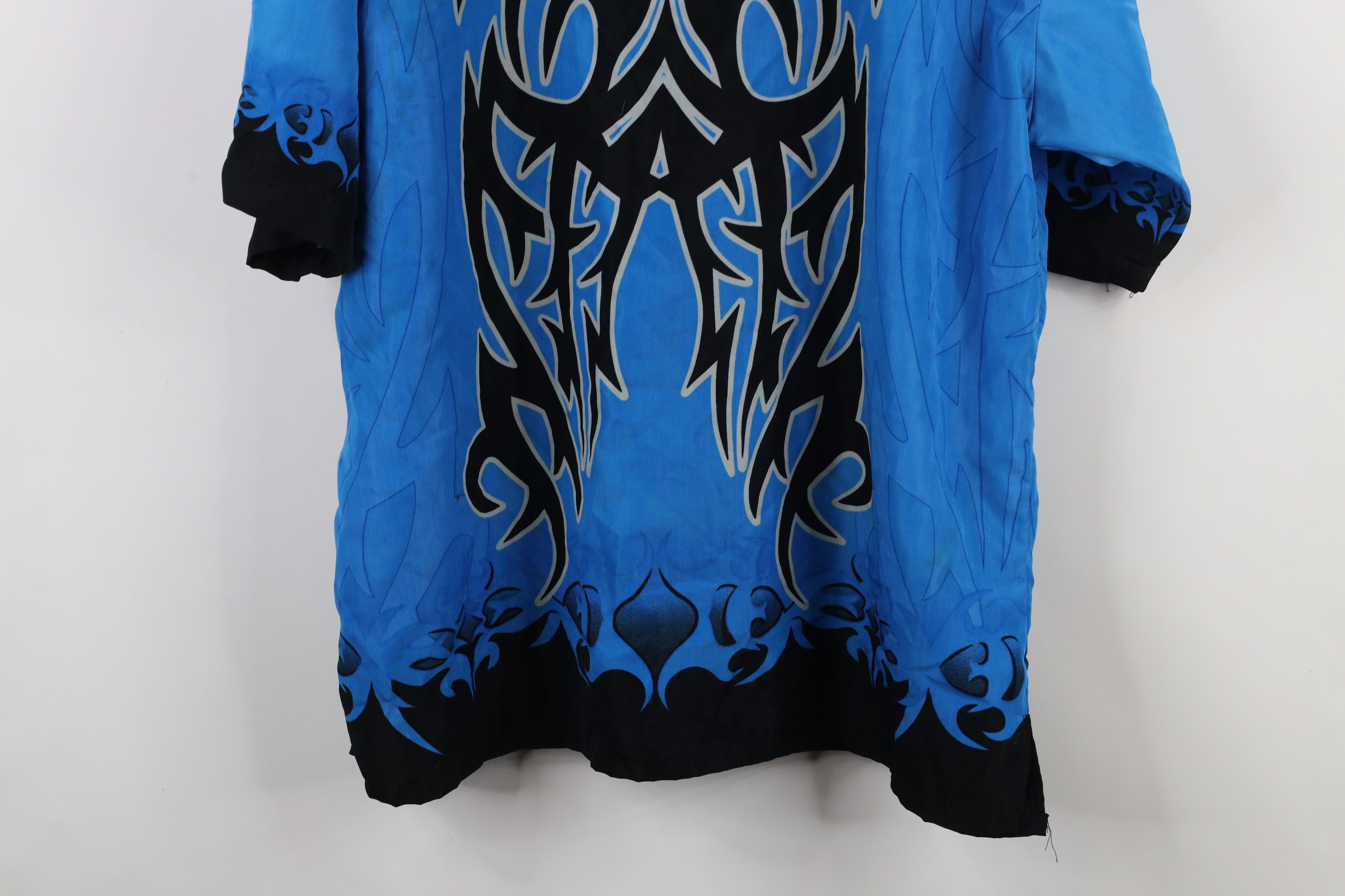 Vintage Vintage 90s Y2K Streetwear Tribal Gambler Poker Button Shirt Size US L / EU 52-54 / 3 - 16 Thumbnail