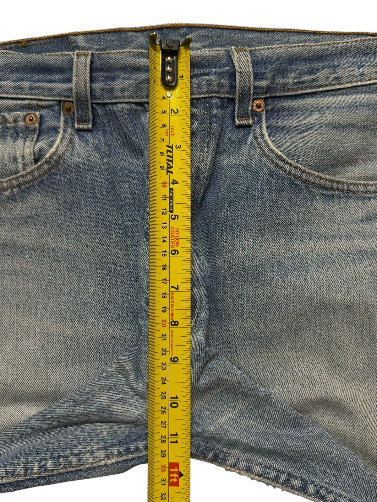 Levi's Vintage 90s Levis 501 Light Wash Faded Distress Straight Leg Size US 32 / EU 48 - 12 Thumbnail