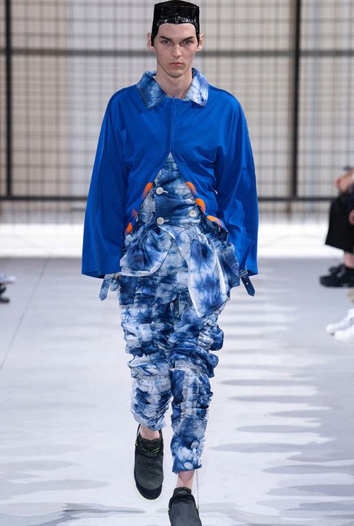 Comme des Garcons Homme Plus SS19 Runway Blue-and-White Porcelain Draped Coat Size US L / EU 52-54 / 3 - 3 Thumbnail