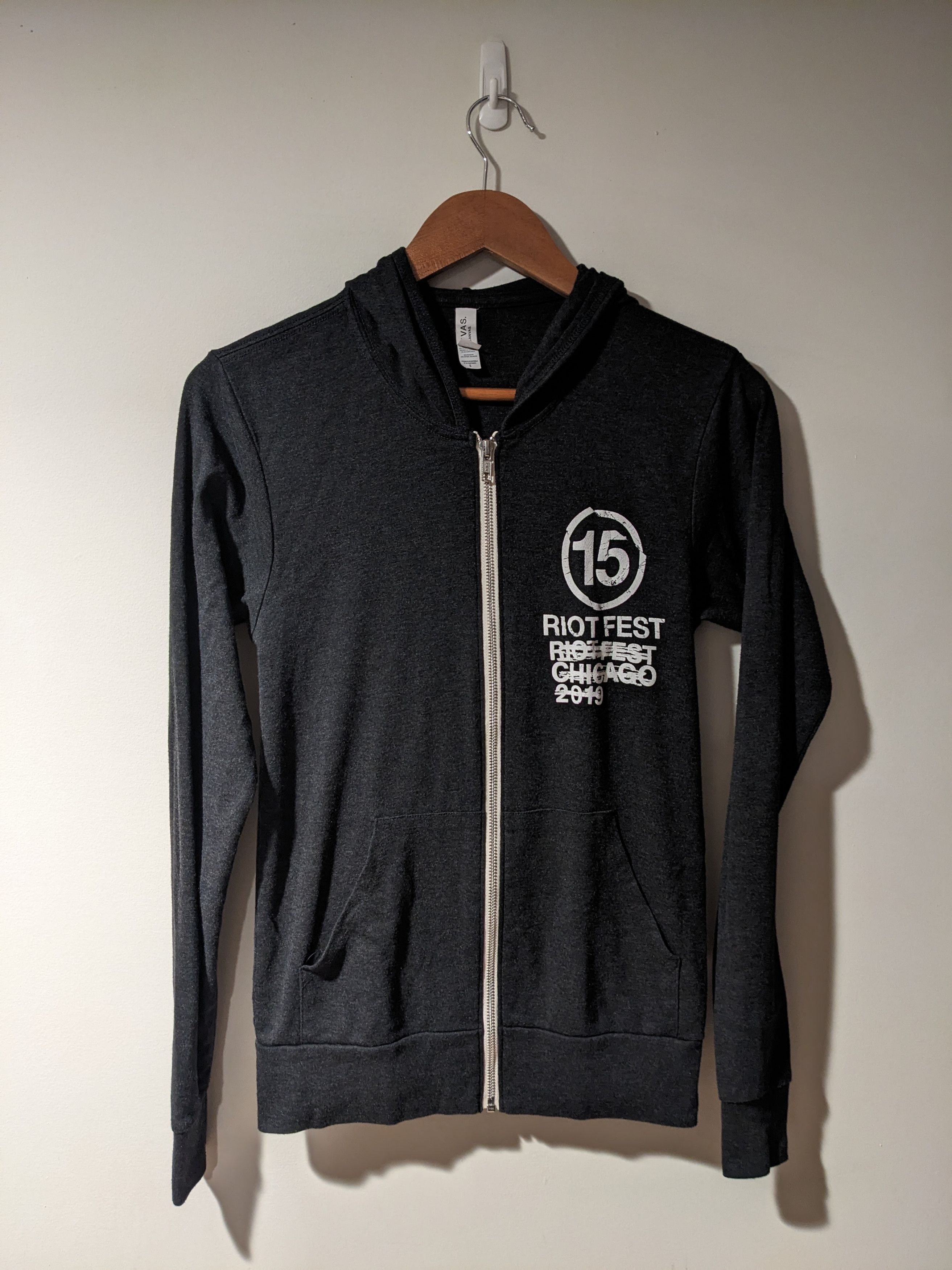 Band Tees Riot Fest 15 Chicago 2019 Black Small Full Zip Hoodie Size US S / EU 44-46 / 1 - 3 Thumbnail