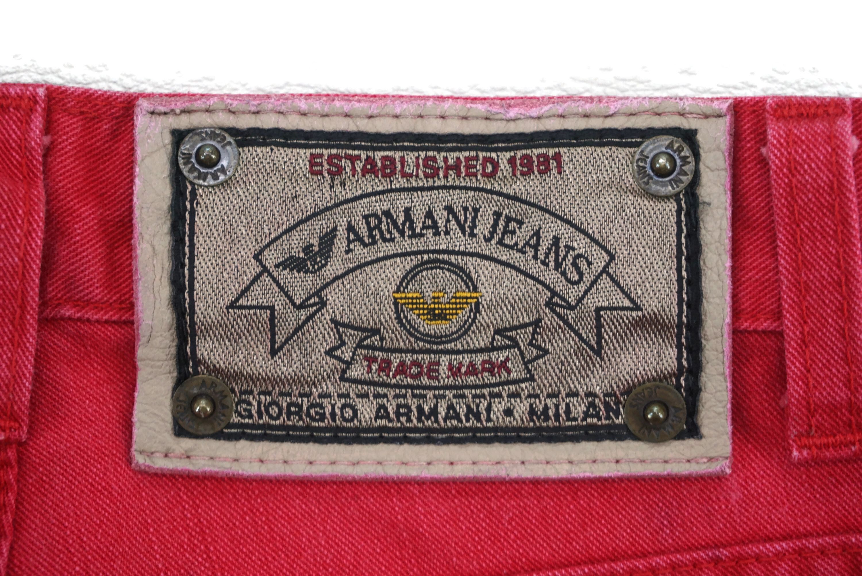 Armani Distressed Jeans W24xL31.75 High-Waisted Denim Made in Italy Size 24" / US 00 / IT 34 - 18 Thumbnail