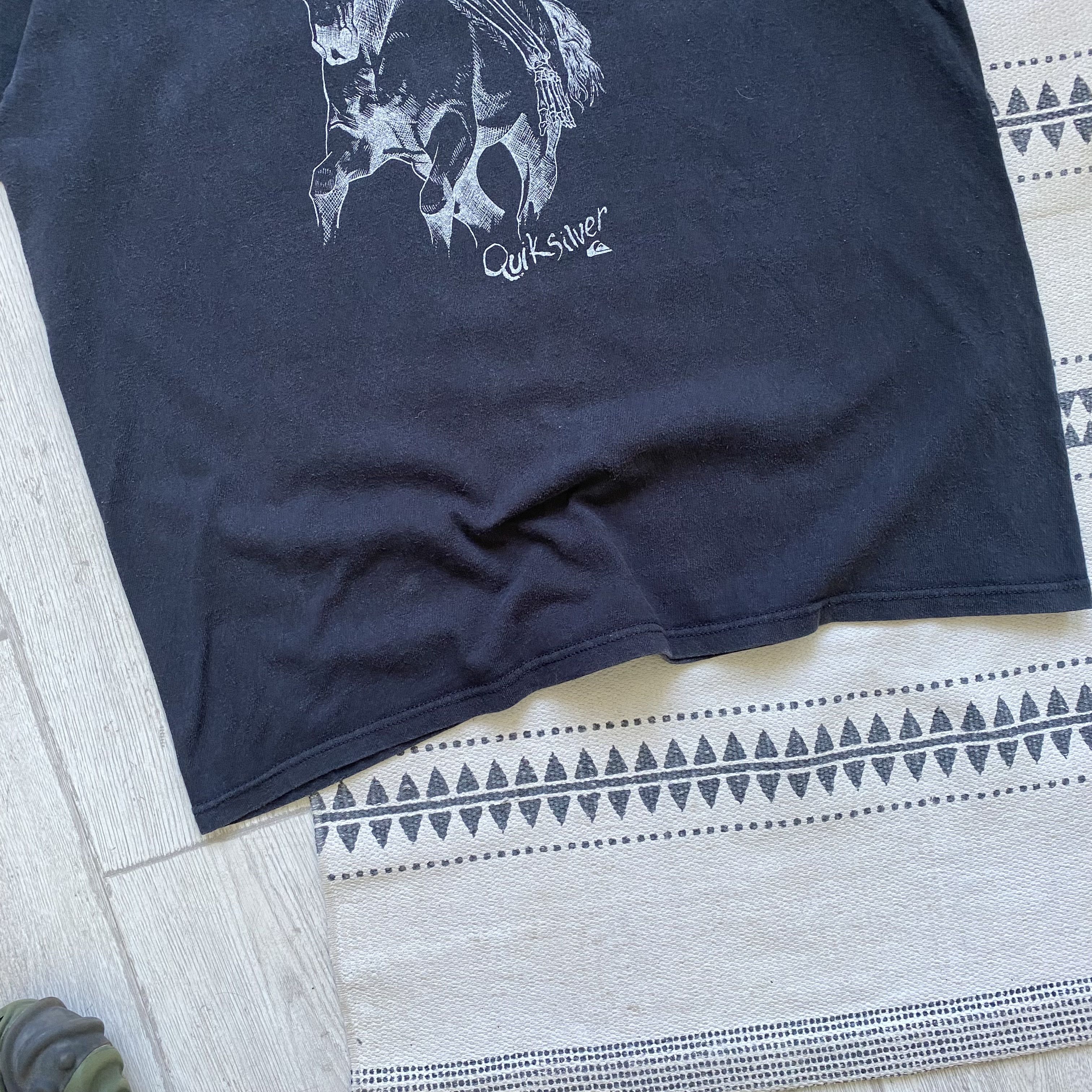 Quiksilver ☠️ Vintage Faded QUIKSILVER Skeleton Tee surfing Size US M / EU 48-50 / 2 - 3 Thumbnail