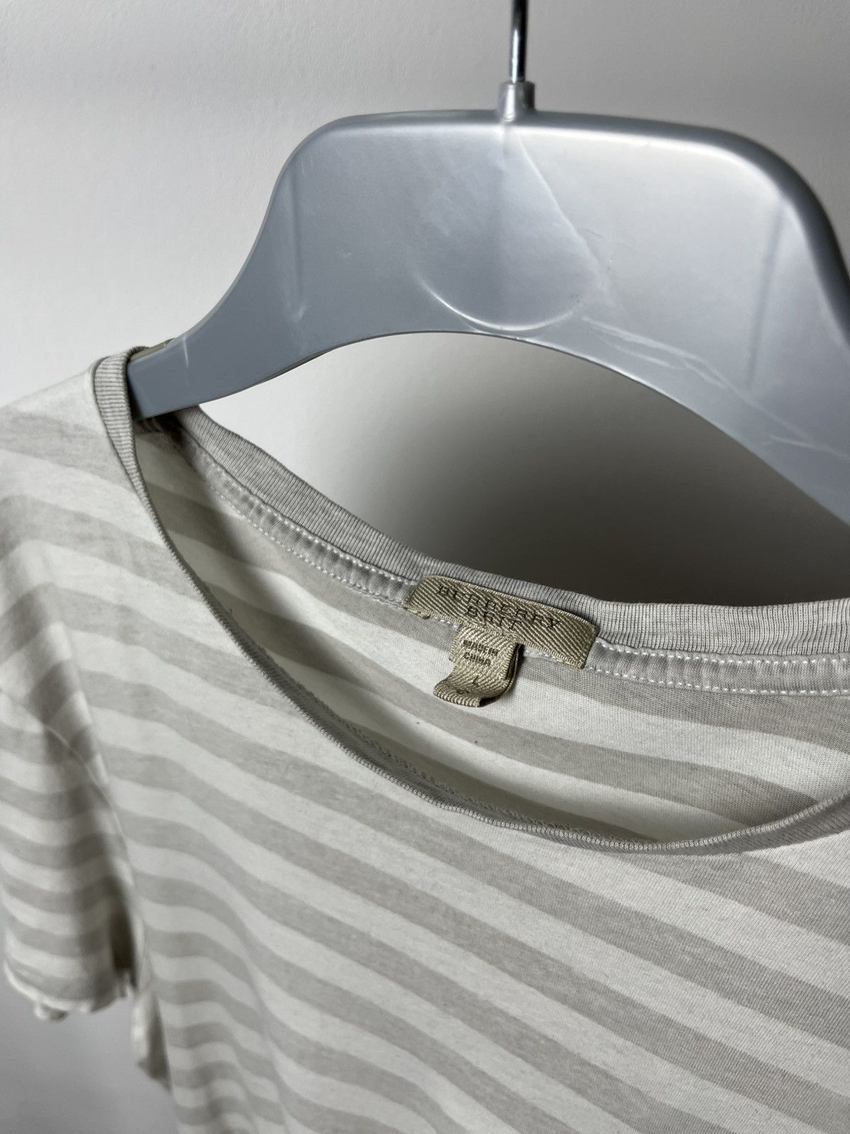 Burberry Burberry Brit Womens Stripe Tee Gray White Pocket Logo L Size L / US 10 / IT 46 - 5 Thumbnail