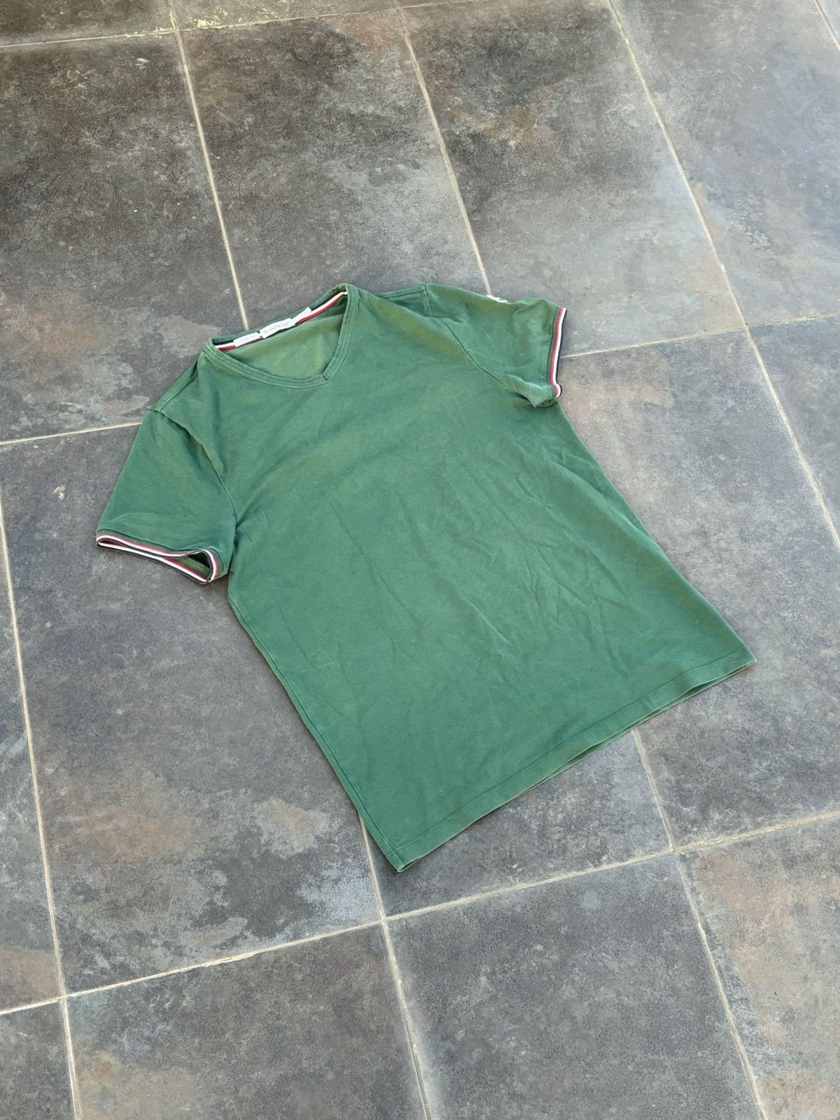 Moncler T-shirt Moncler Size US M / EU 48-50 / 2 - 2 Thumbnail