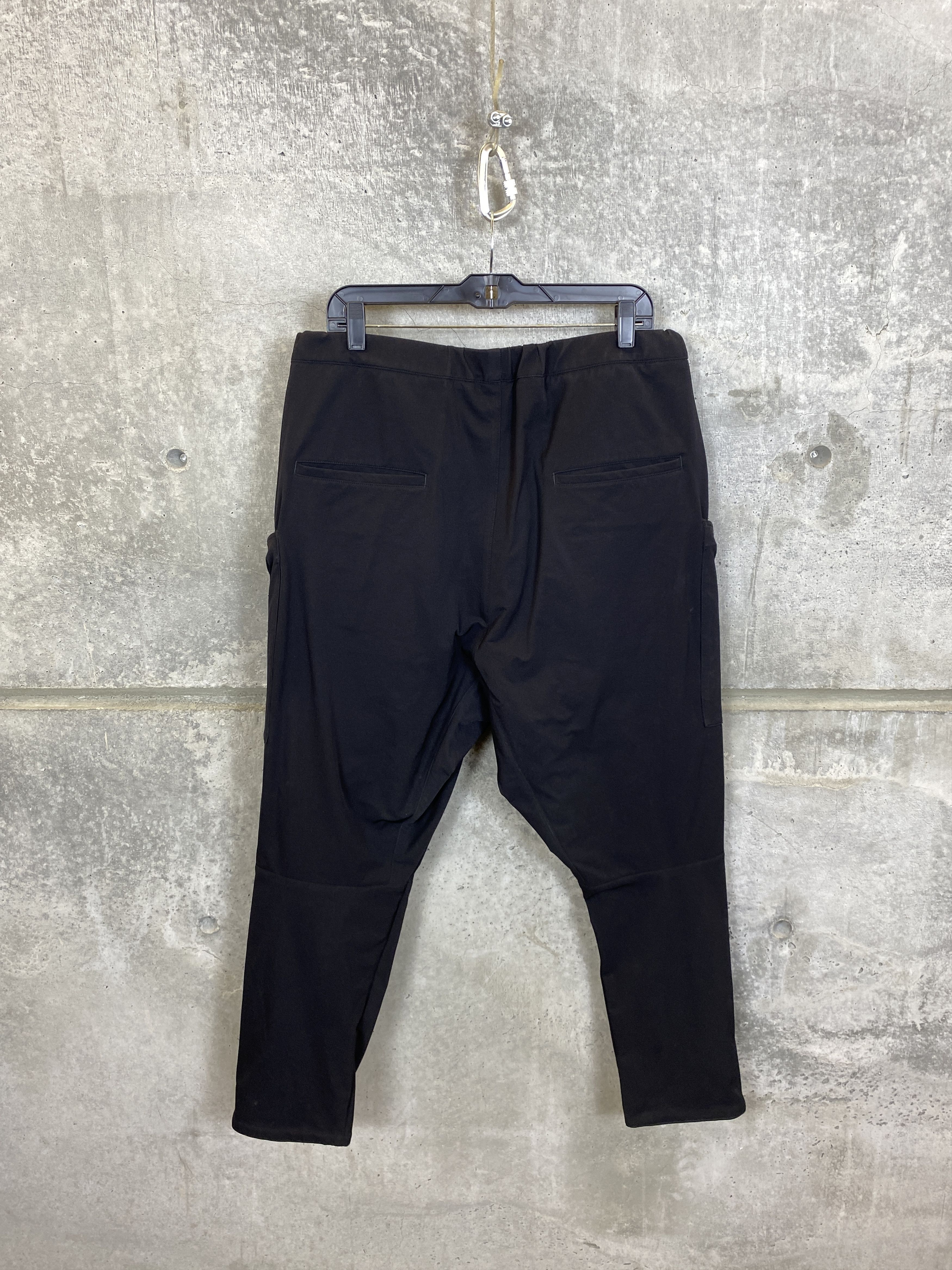 Acronym $1044 Acronym P31A-DS Black Size US 32 / EU 48 - 5 Thumbnail