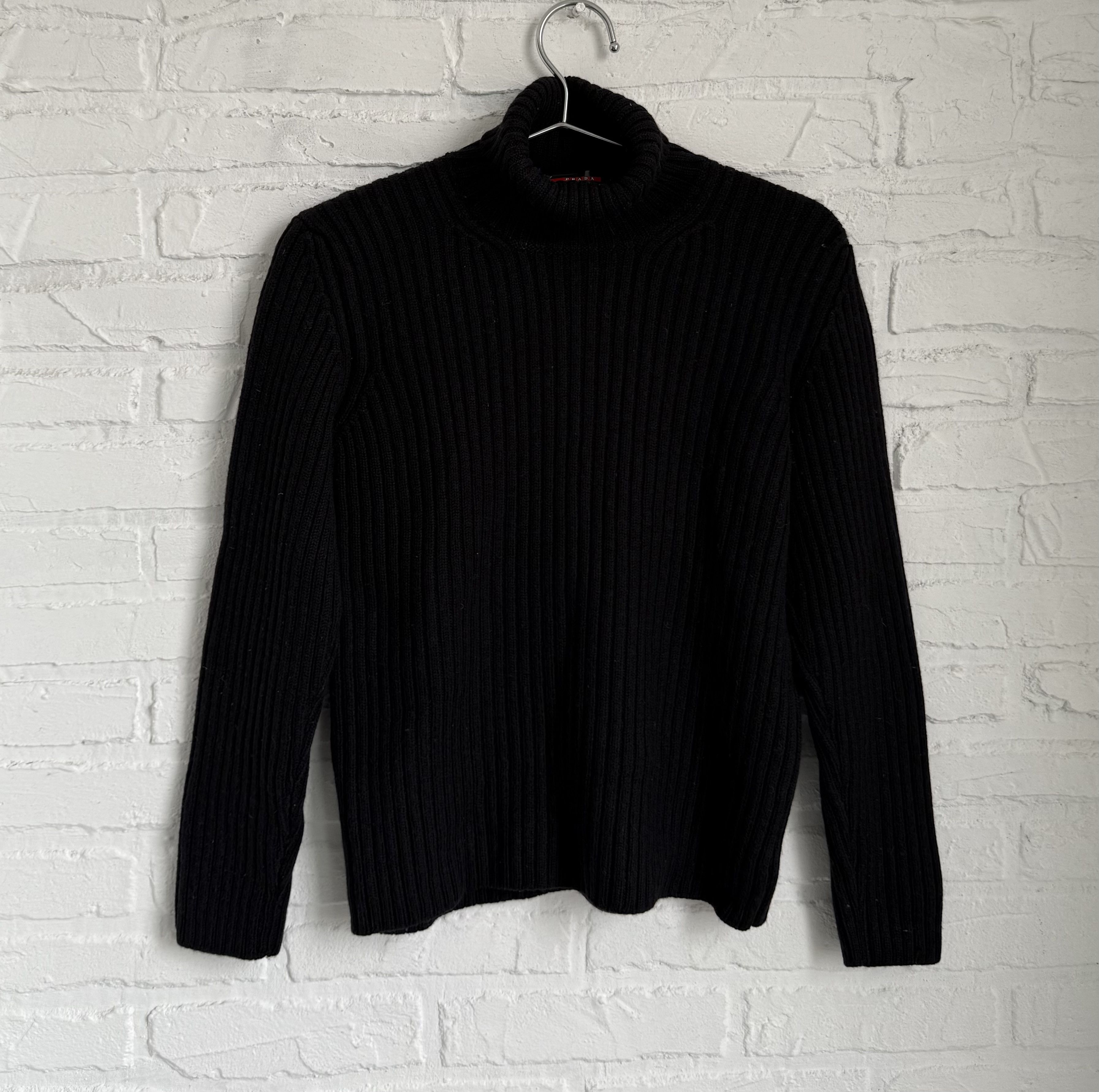 トップス PRADA BLACK WOOL MOCK NECK KNIT 0400019961447_BLACK?wid=600&
