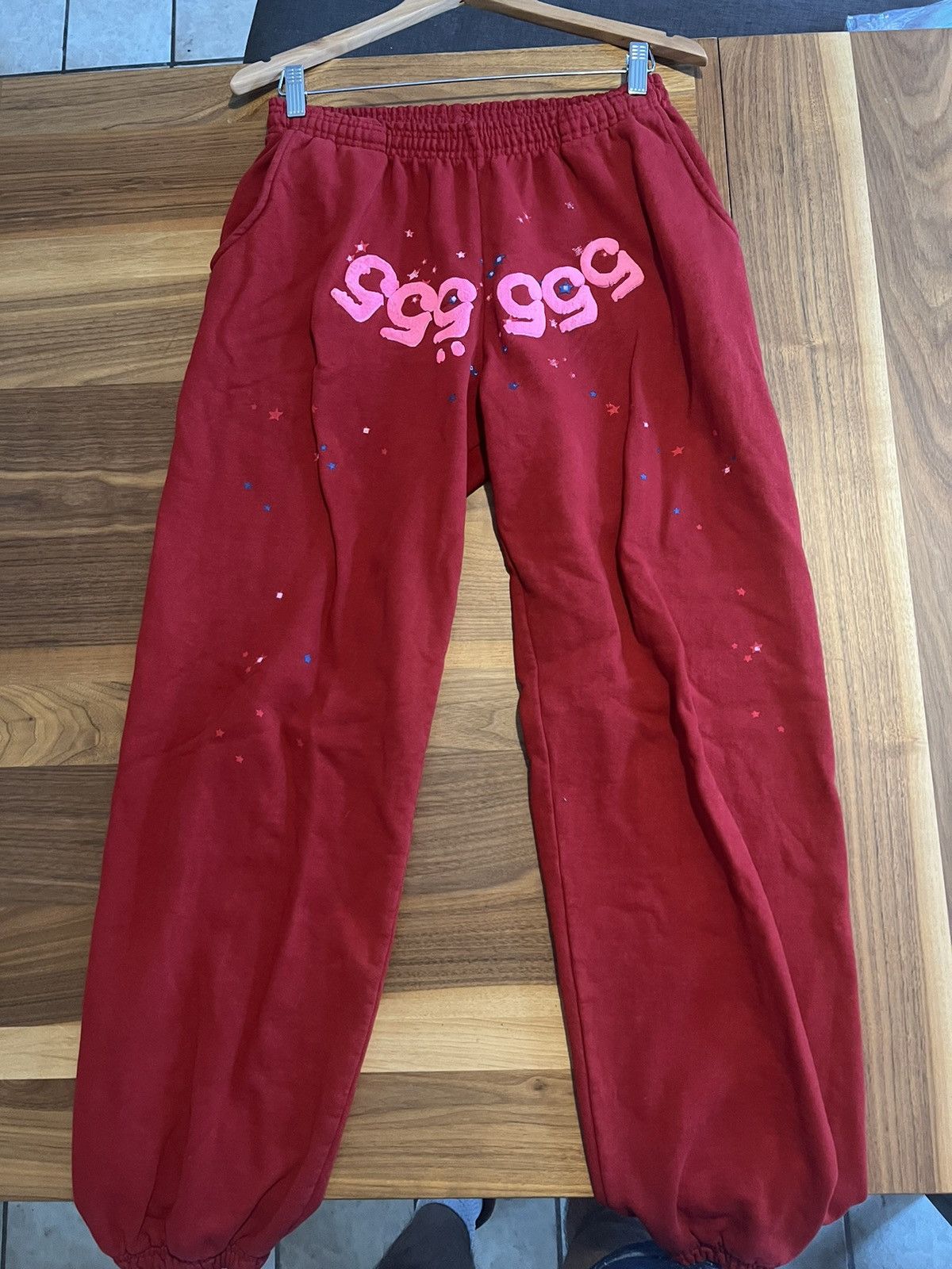 Spider Sp5der worldwide Red Angel number 555 sweatpants