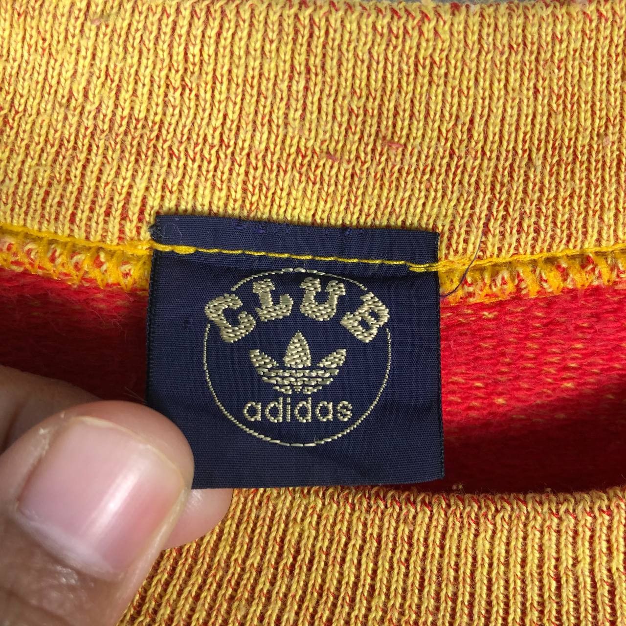 Adidas Vintage Adidas Club Sweatshirt Size US M / EU 48-50 / 2 - 7 Thumbnail