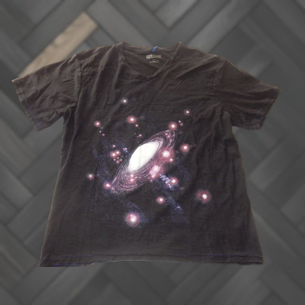 Kenneth Cole Kenneth Cole Men's T Shirt Galaxy Space Graphic Print Black Cotton L Size US L / EU 52-54 / 3 - 1 Thumbnail
