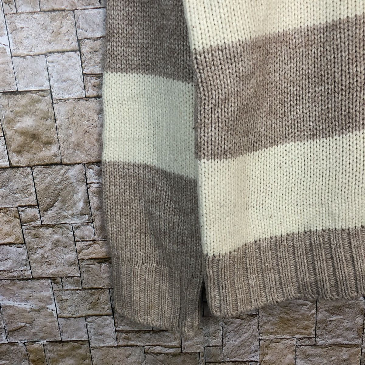 GU × OVER THE STRiPES GU Stripe Brown White Knitwear #A482 Size L / US 10 / IT 46 - 7 Thumbnail