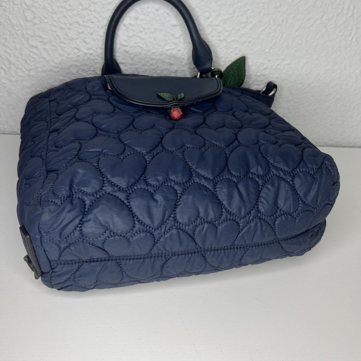 Juicy Couture Juicy Couture Shoulder Handle Tote Bag Quilted Hearts Cherry Size ONE SIZE - 7 Thumbnail