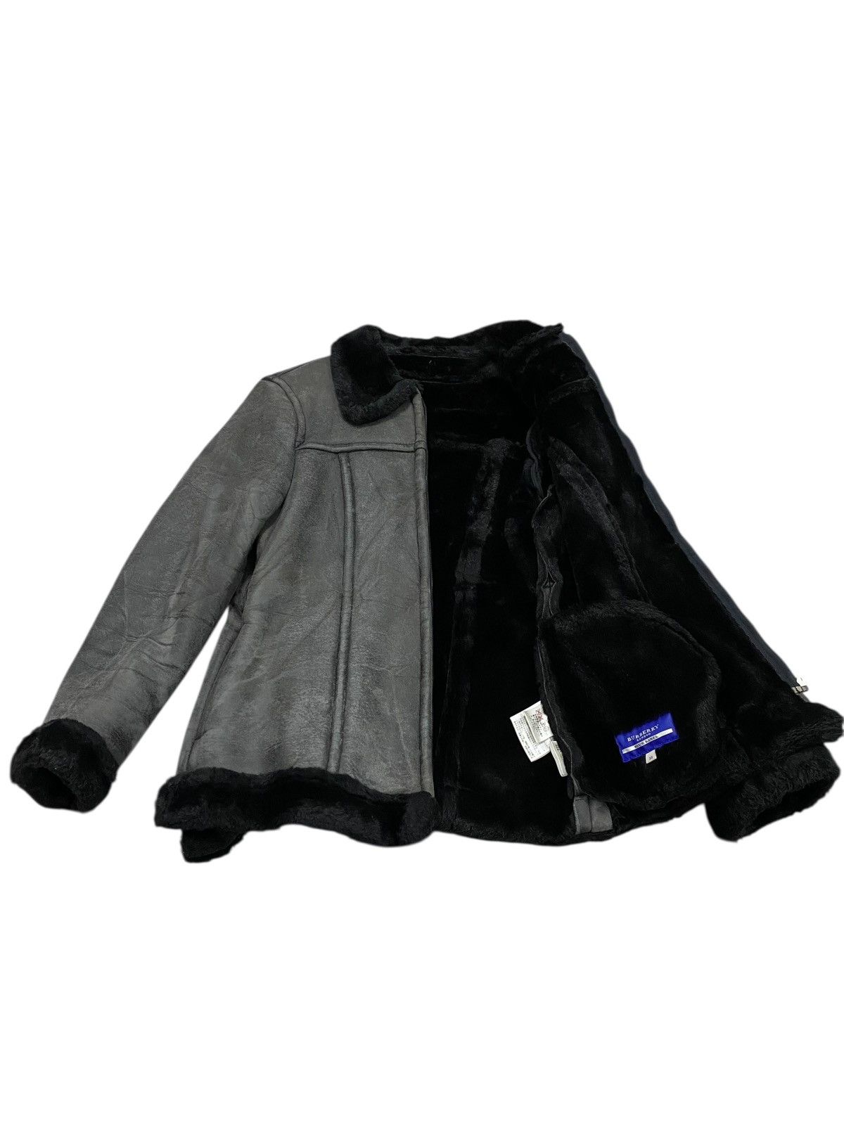 Burberry Burberry sheepskin faux fur B3 style jacket Size XS / US 0-2 / IT 36-38 - 1 Thumbnail