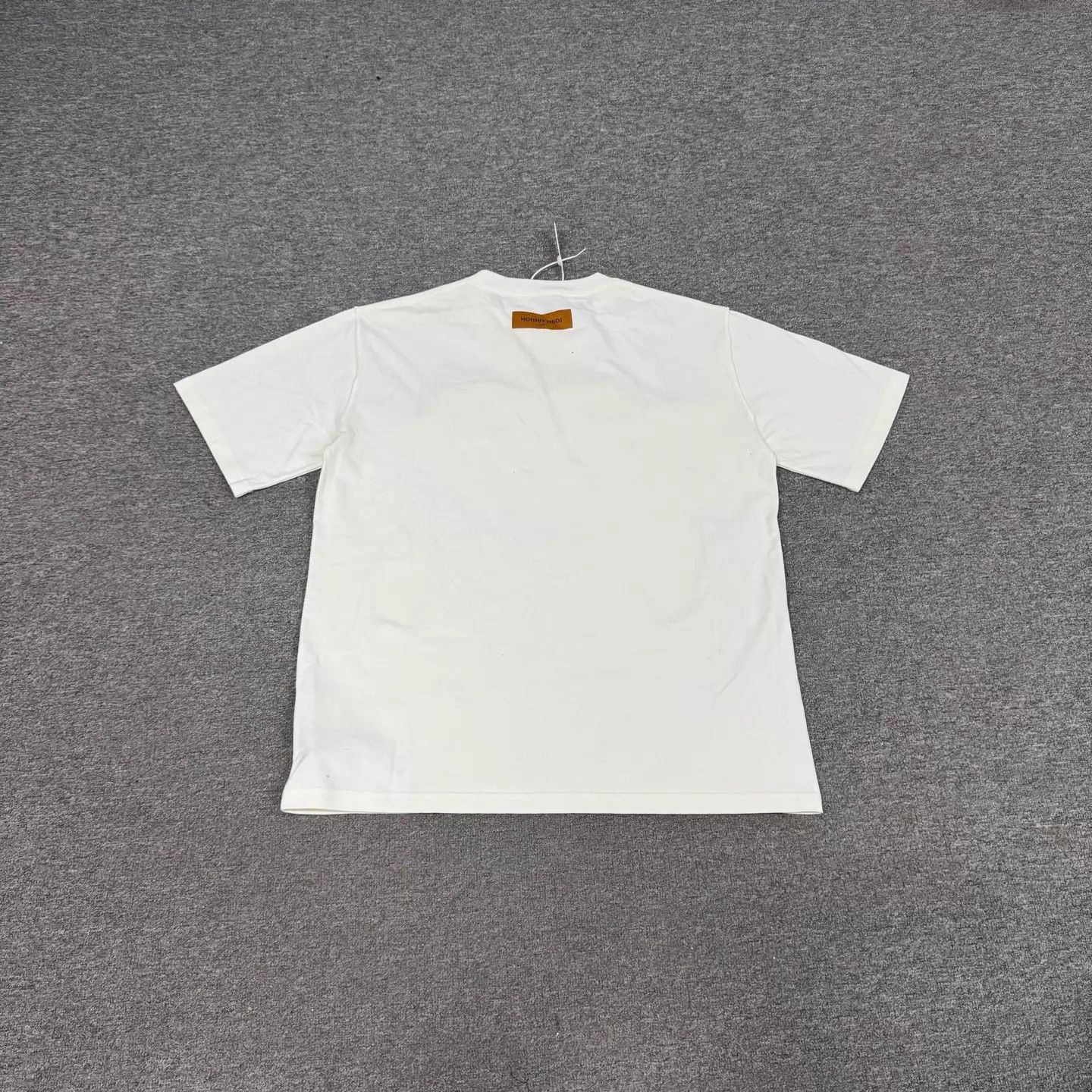 Louis Vuitton LV White Classic Graffiti Embroidered Logo Tee 4L Size 4XL / US 24-26 - 2 Thumbnail