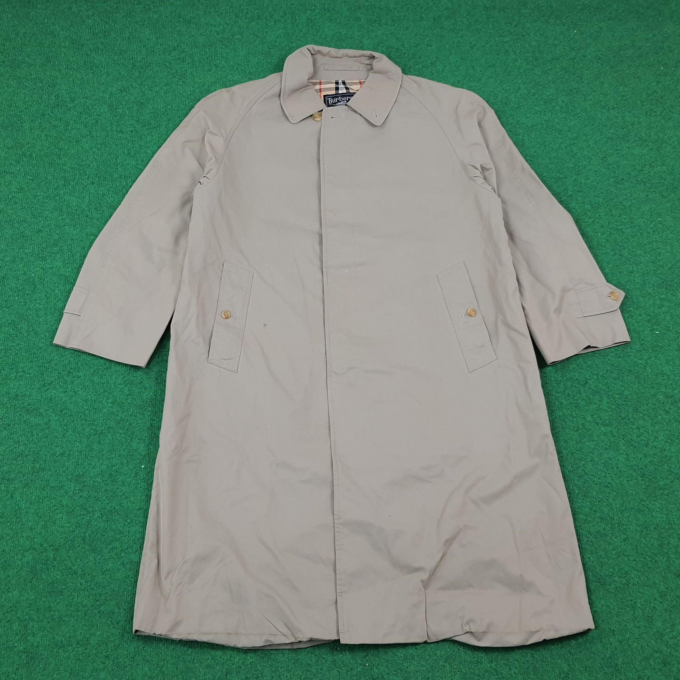 Burberry × Vintage Vintage Burberrys Nova Check Trench Jacket Size US L / EU 52-54 / 3 - 1 Thumbnail