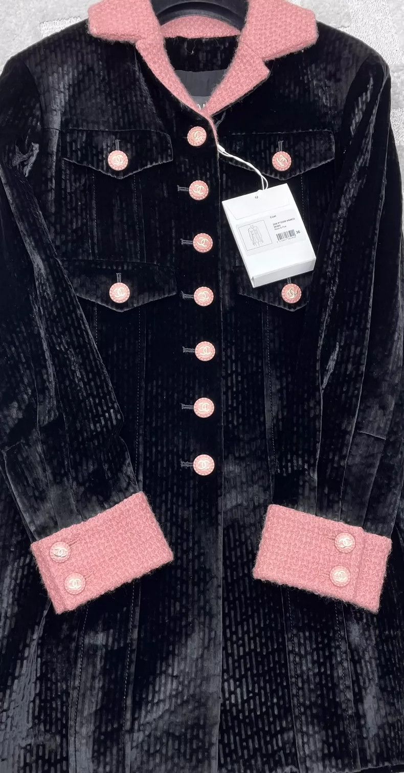 Chanel Chanel 22B pink collar black velvet jacket 2504-Nextarrow Size XS / US 0-2 / IT 36-38 - 5 Thumbnail
