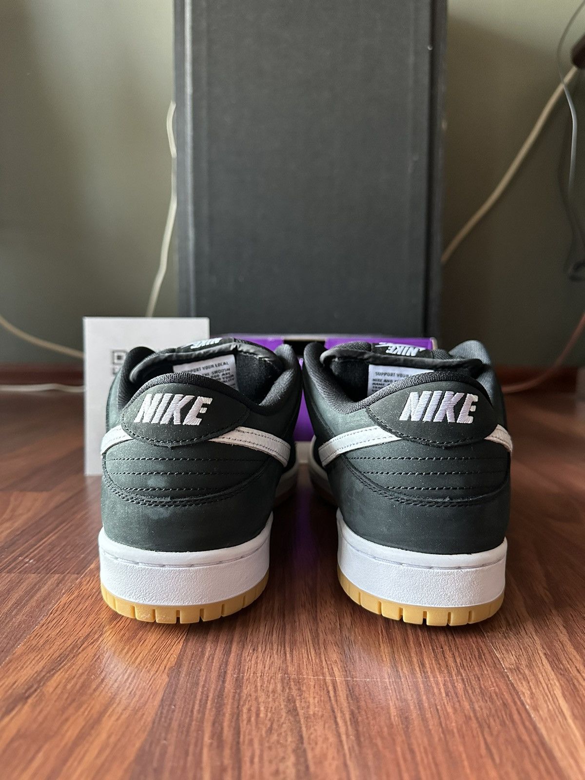 Nike Nike SB Dunk Low Pro Black Gum Size 11.5M CD2563-006 Size US 11.5 / EU 44-45 - 4 Thumbnail