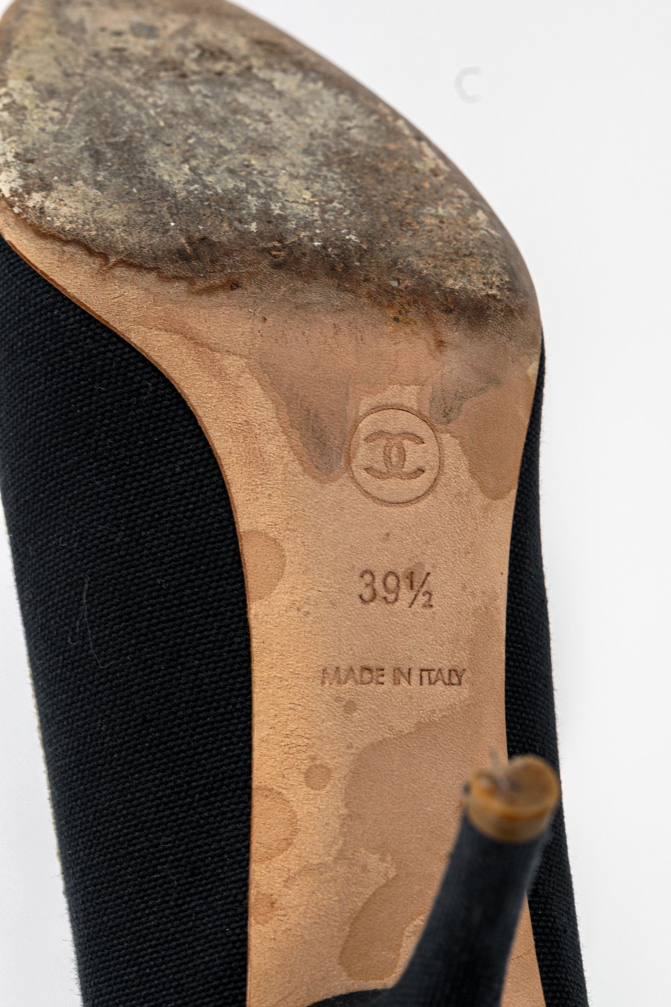 Chanel Chanel 06P Black Canvas Camellia-Rosette Pumps Size US 9 / IT 39 - 5 Thumbnail