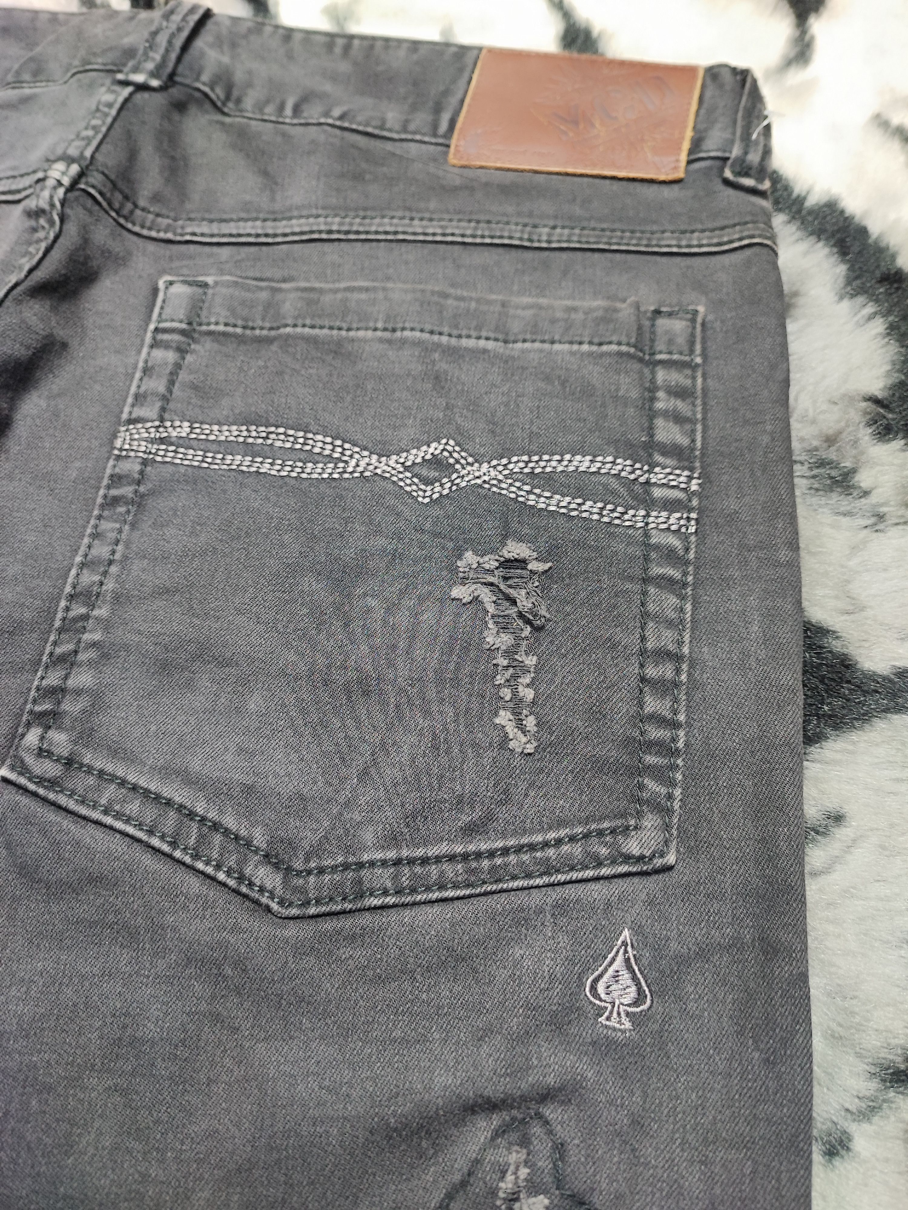 Number (N)ine MCD Thrashed Distressed Jeans ERD Grunge Chrome Size US 34 / EU 50 - 15 Thumbnail
