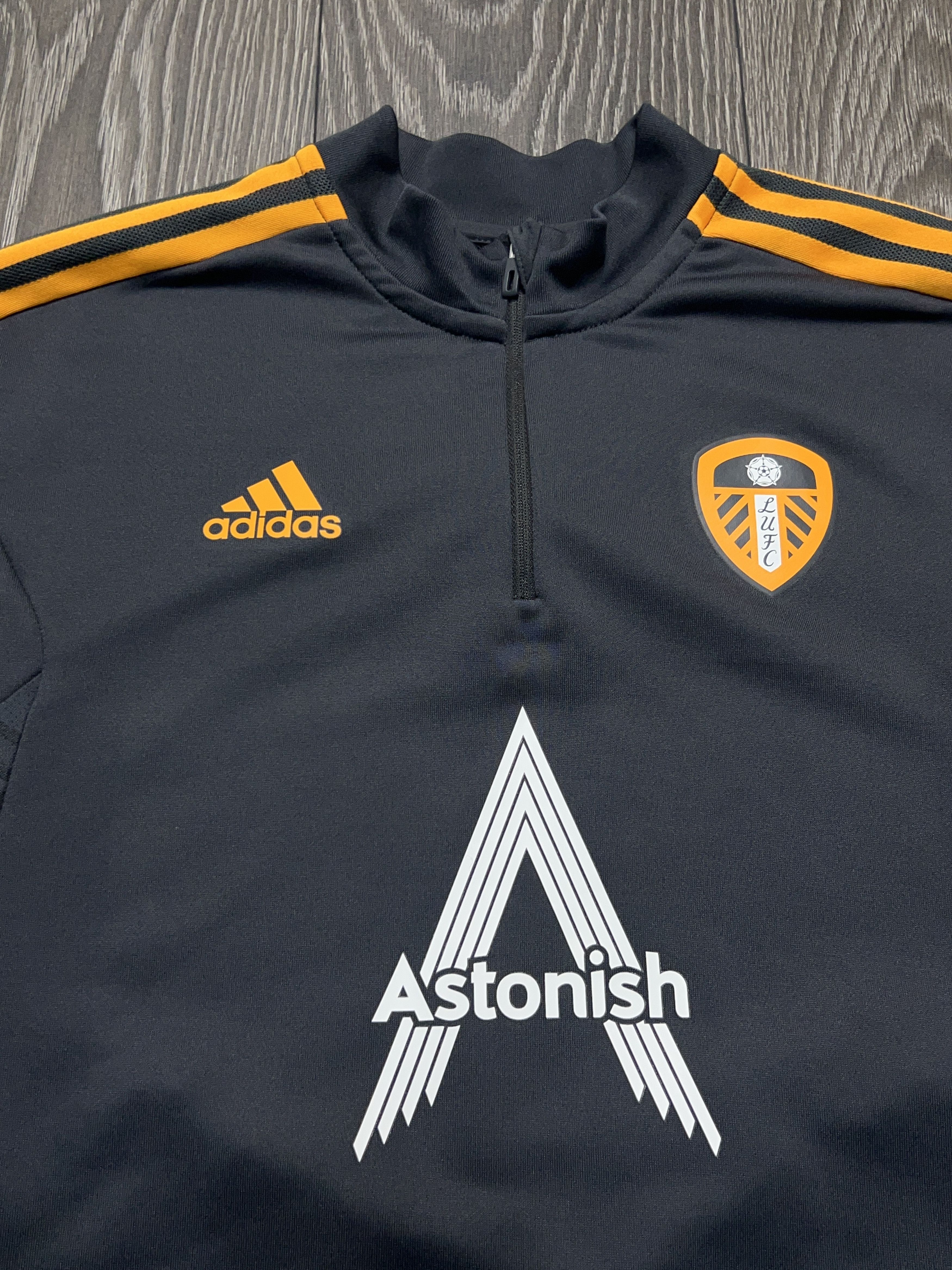 Adidas Leeds United 2022 Soccer Football Training Track Top Jacket Size US L / EU 52-54 / 3 - 2 Thumbnail