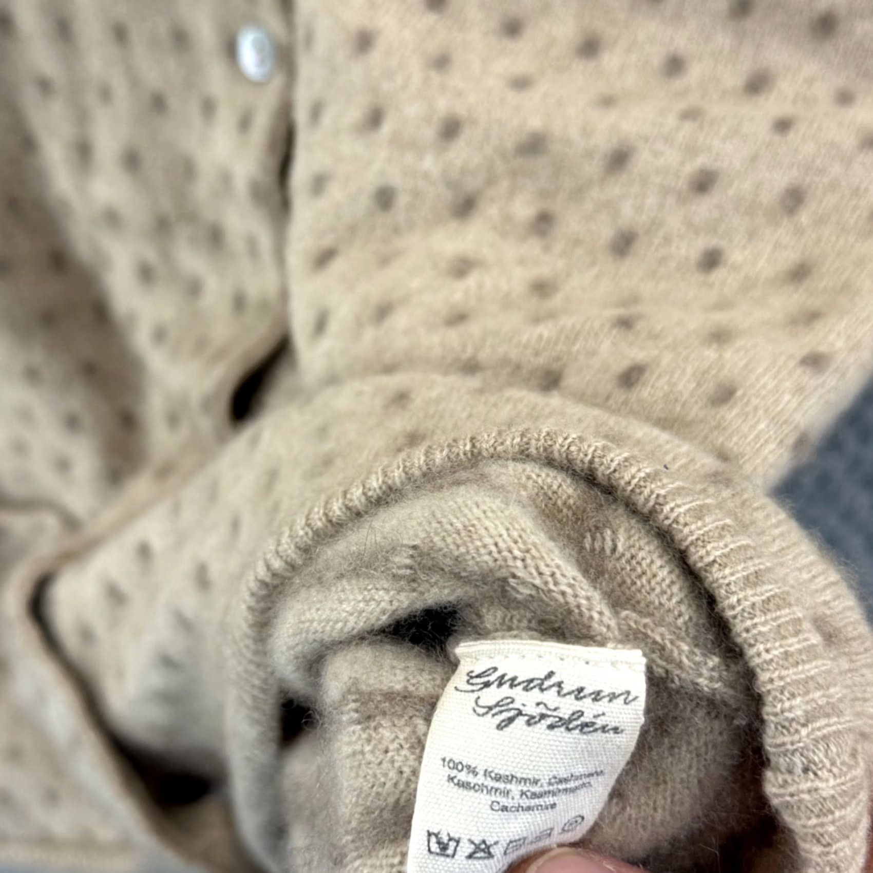 Vintage Gudrun Sjoden Sweater Womens Medium Beige Button Up Cardigan Long Sleeve Preppy Size M / US 6-8 / IT 42-44 - 6 Thumbnail
