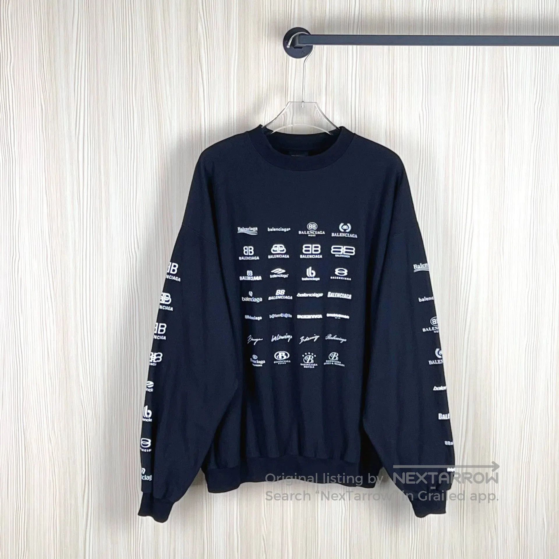 Balenciaga balenciaga graphic sweatshirt size L. Size US L / EU 52-54 / 3 - 1 Thumbnail