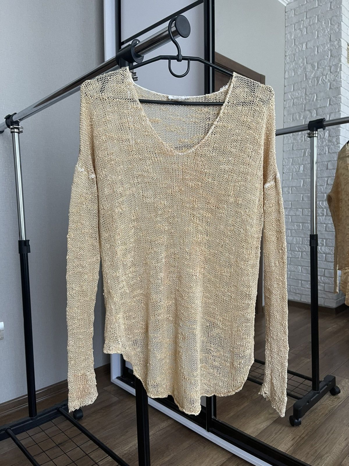 Helmut Lang Helmut Lang Silk Pullover Sweater Asymmetrical Size US S / EU 44-46 / 1 - 1 Thumbnail