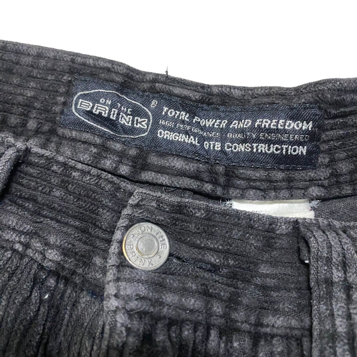 Vintage Vintage ON THE BRINK Corduroy Baggy Pants Size US 32 / EU 48 - 16 Thumbnail