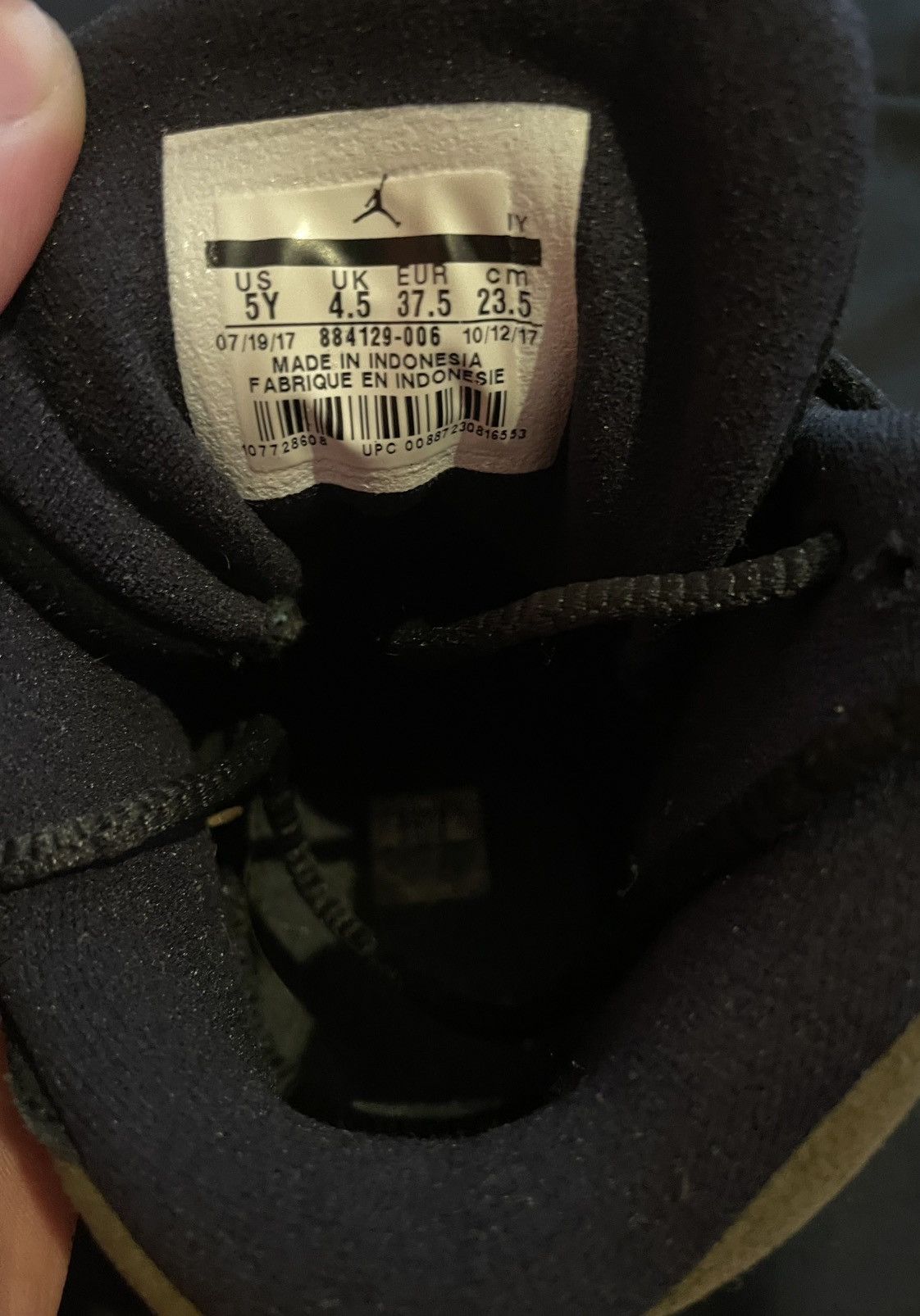 Jordan Brand jordans Size US 5 / EU 37 - 7 Thumbnail