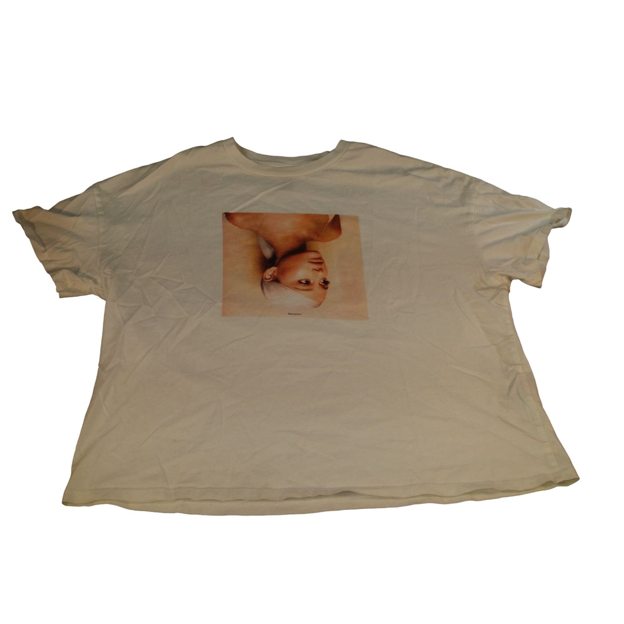Divided Ariana Grande Tshirt Women Sz M Graphic Print Divided Concer Size M / US 6-8 / IT 42-44 - 1 Thumbnail