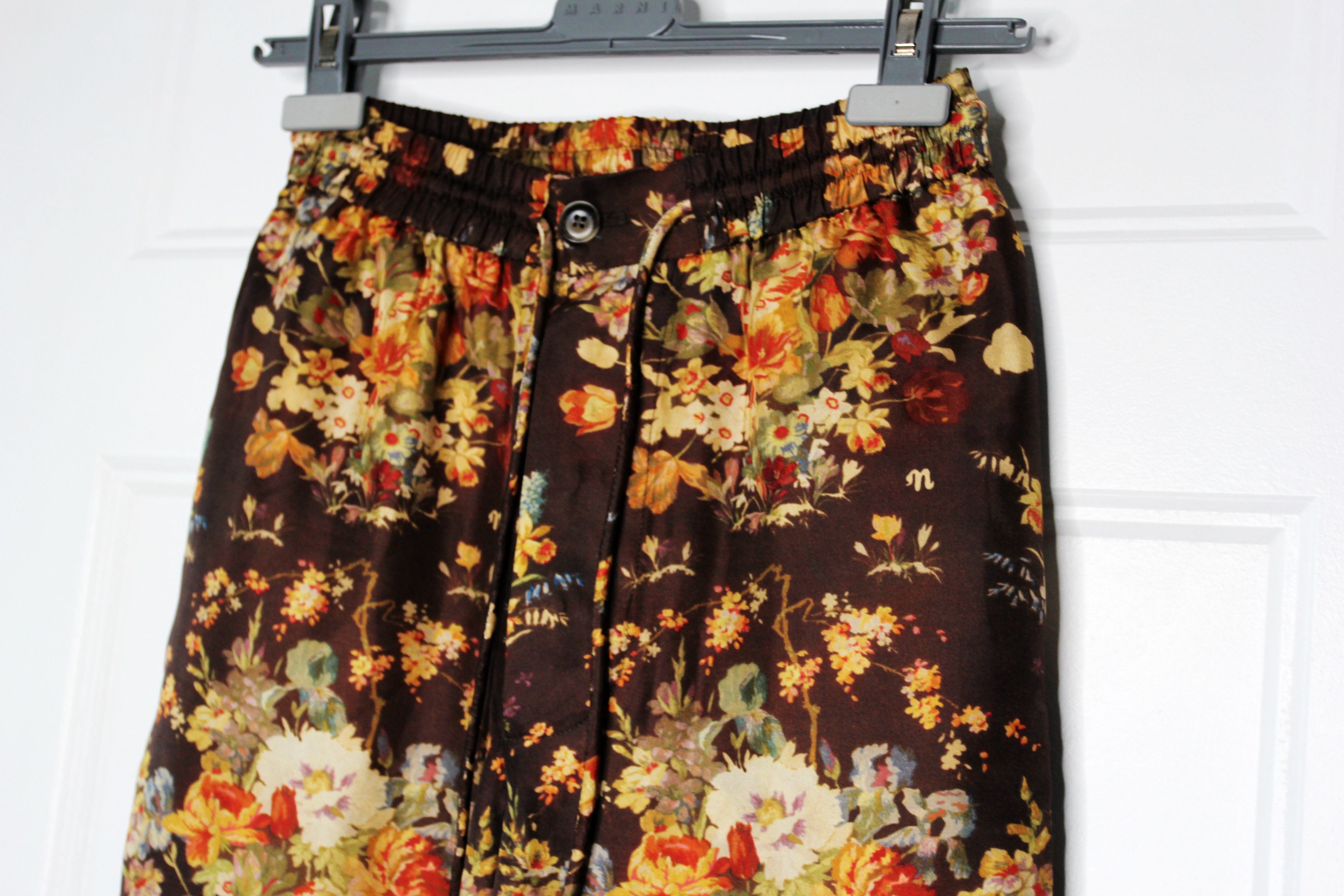 Nanushka BNWT SS23 NANUSHKA FLORAL PRINT SILK PANTS XS Size US 28 / EU 44 - 4 Thumbnail
