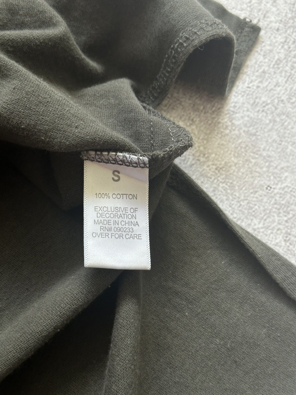 FOG × Fear of God Fear Of God FOG Elongated T-Shirt Size US S / EU 44-46 / 1 - 7 Thumbnail