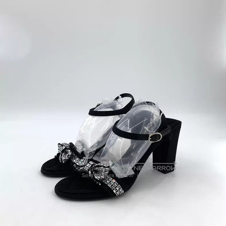 Chanel Chanel Black bow with diamonds, buckle, thick-heeled high- Size US 8 / IT 38 - 1 Thumbnail